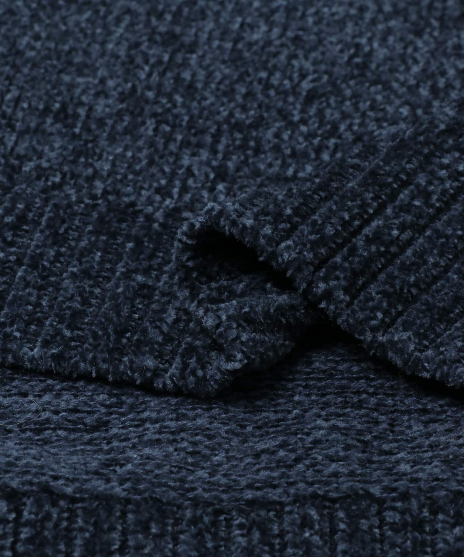 真冬の正解 求心柄 モール ニット NVY M