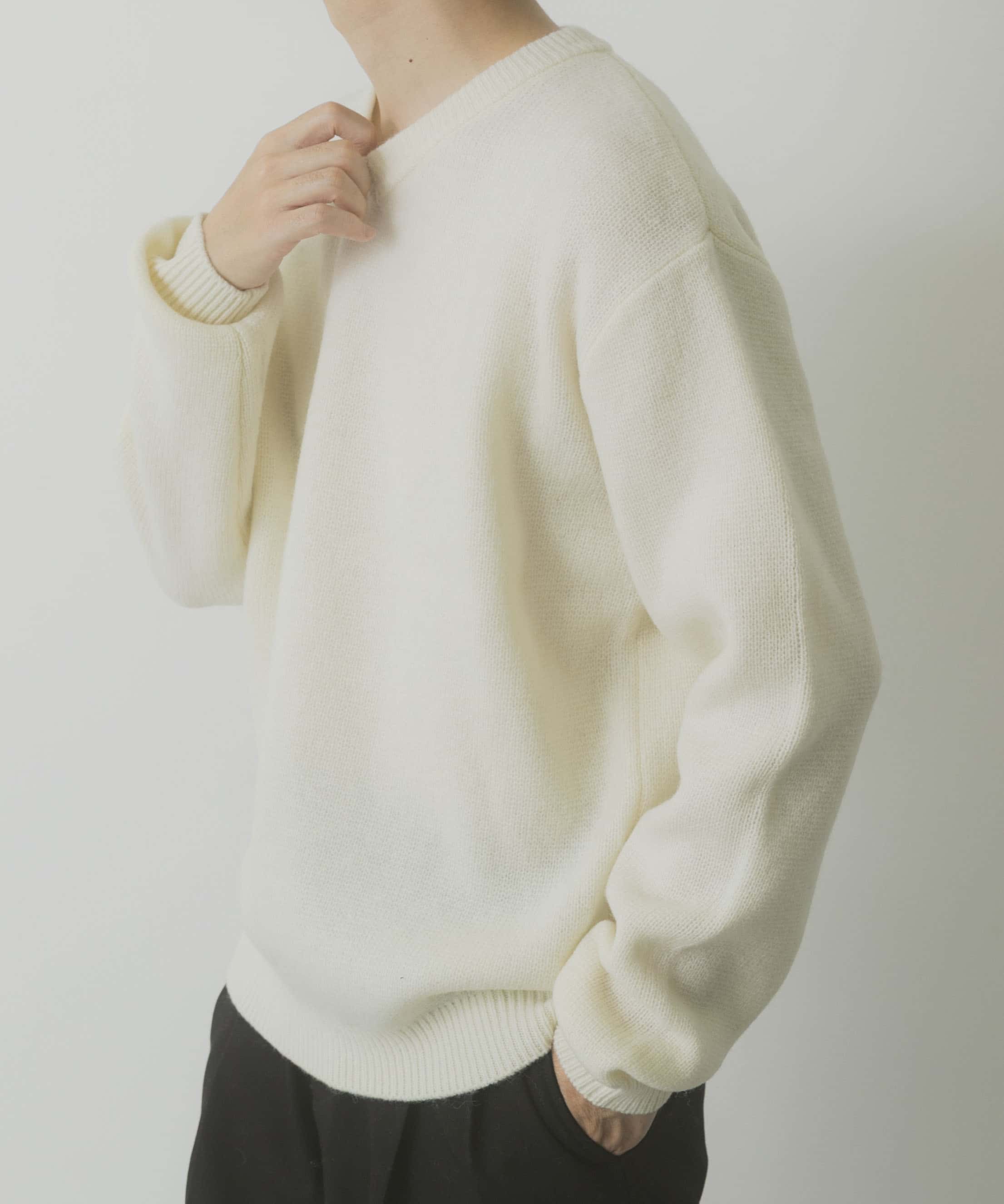 タスマニア メリノウール100 Vネックニット