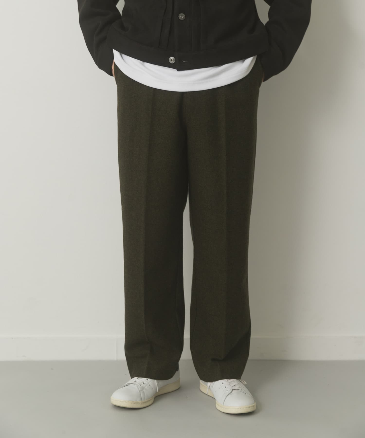 ウール混テーパードパンツ