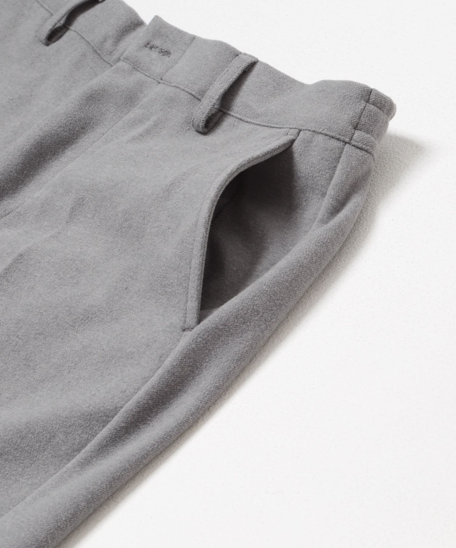 発熱機能 センタープレス スラックス GRY M