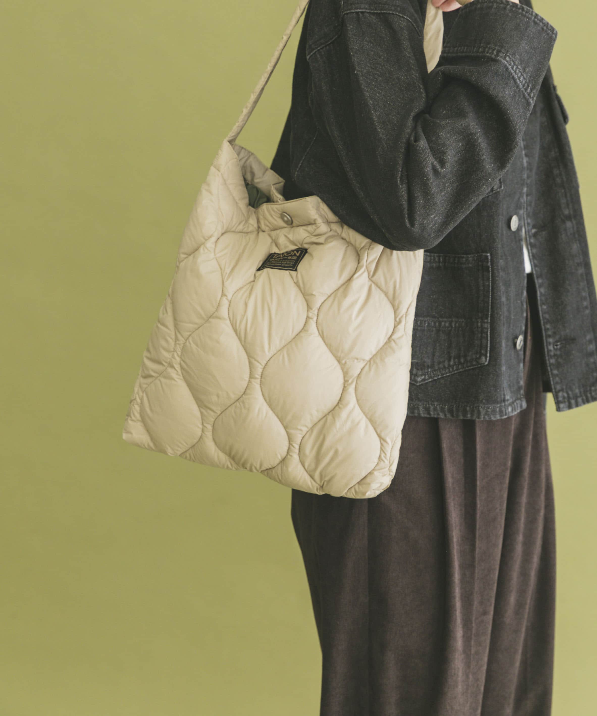 G.BEIGE