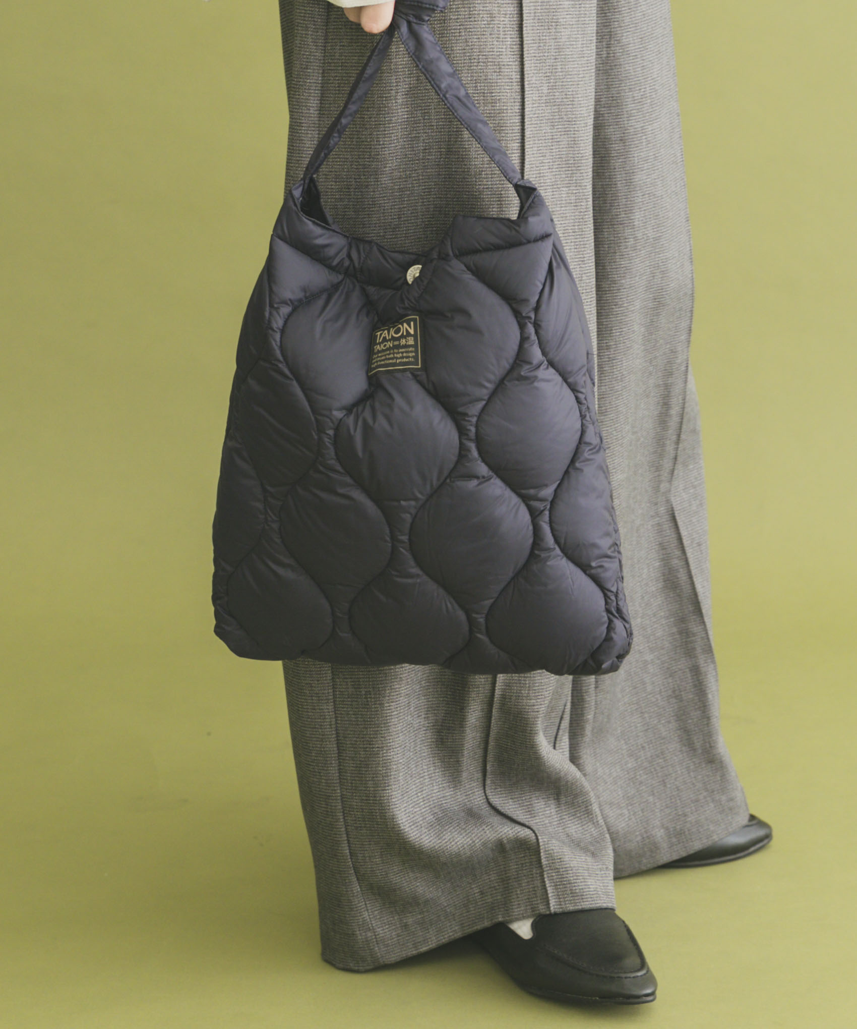 TAION Cross Body Down Bag -M