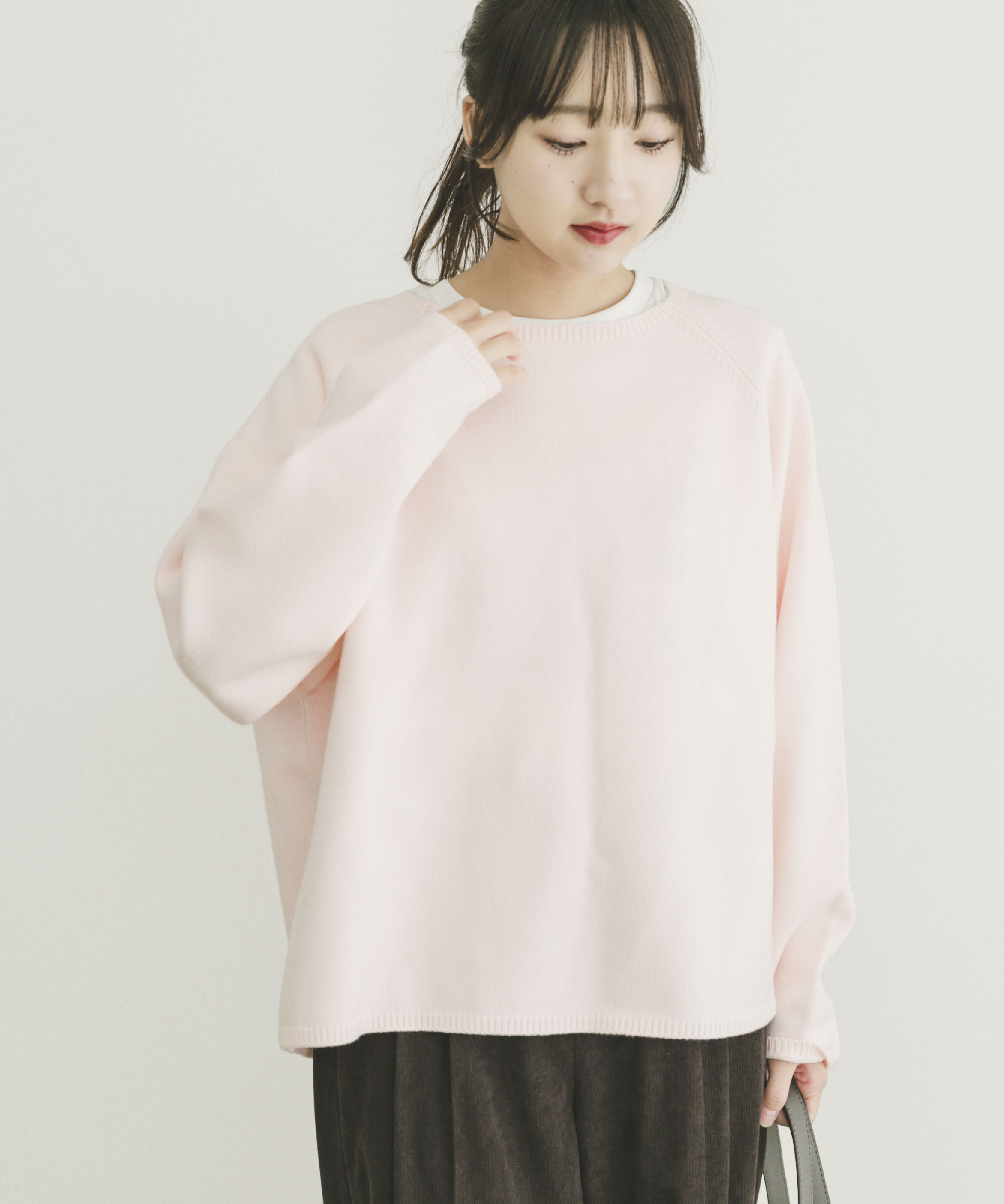 『洗濯可』クルーネックラグランニット