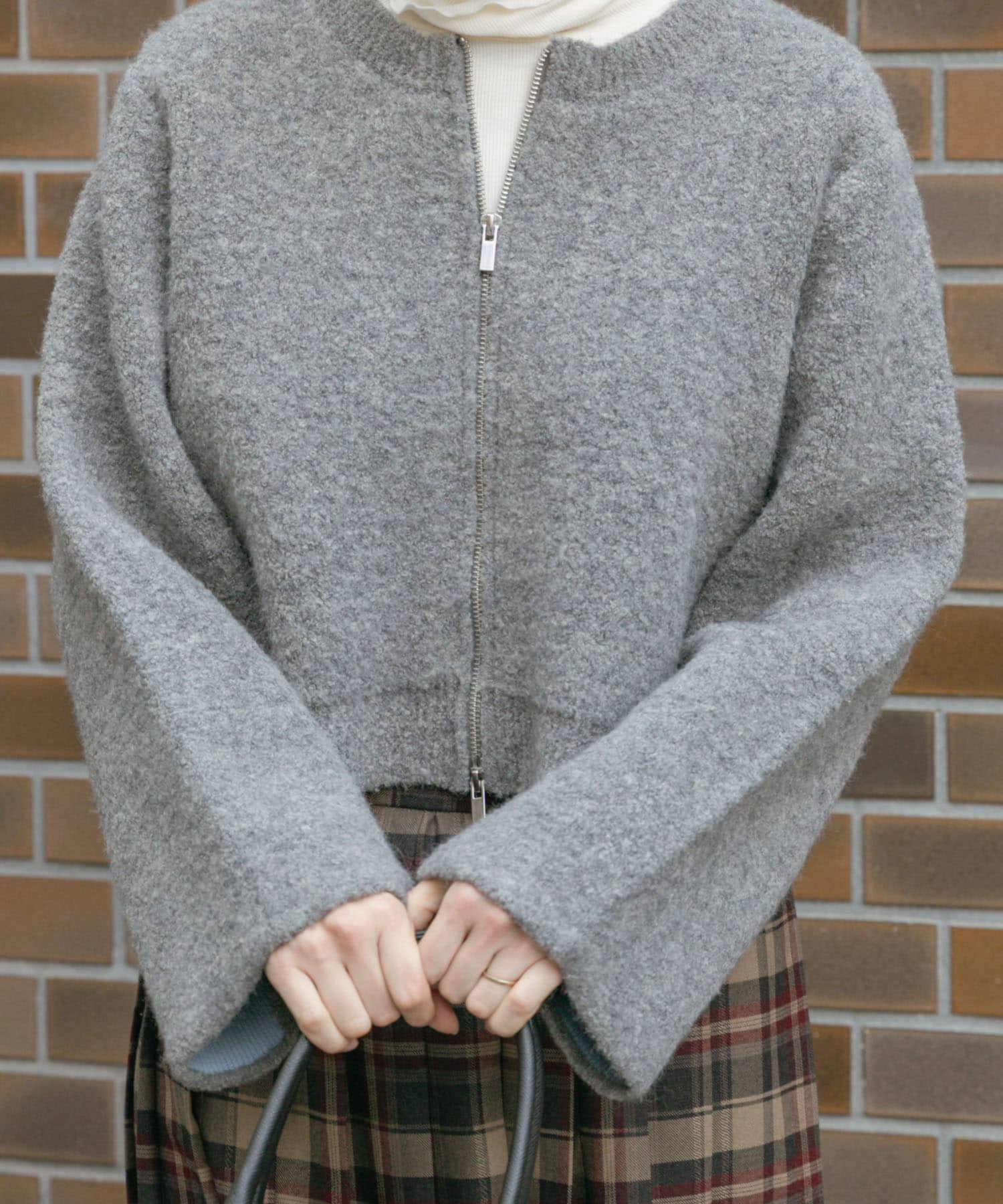 ブークレジップショートカーディガン