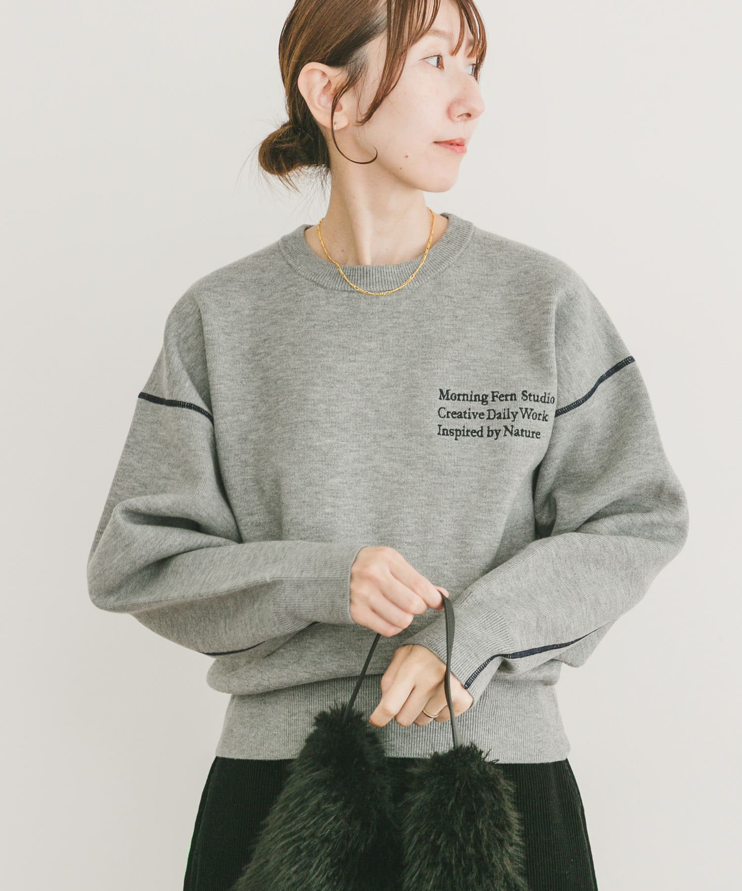 スウェットライククルーネックニット