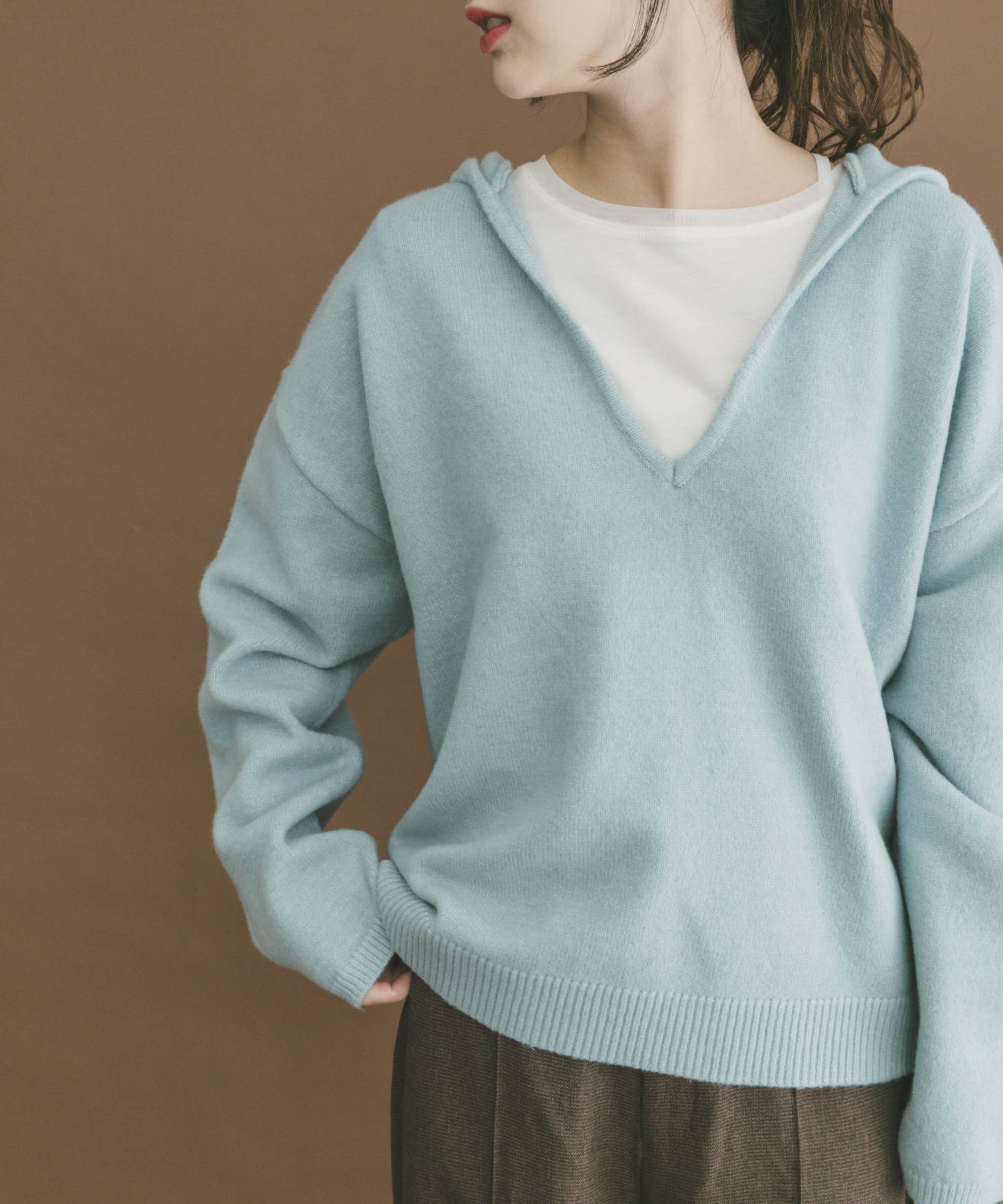 スキッパーフードニット