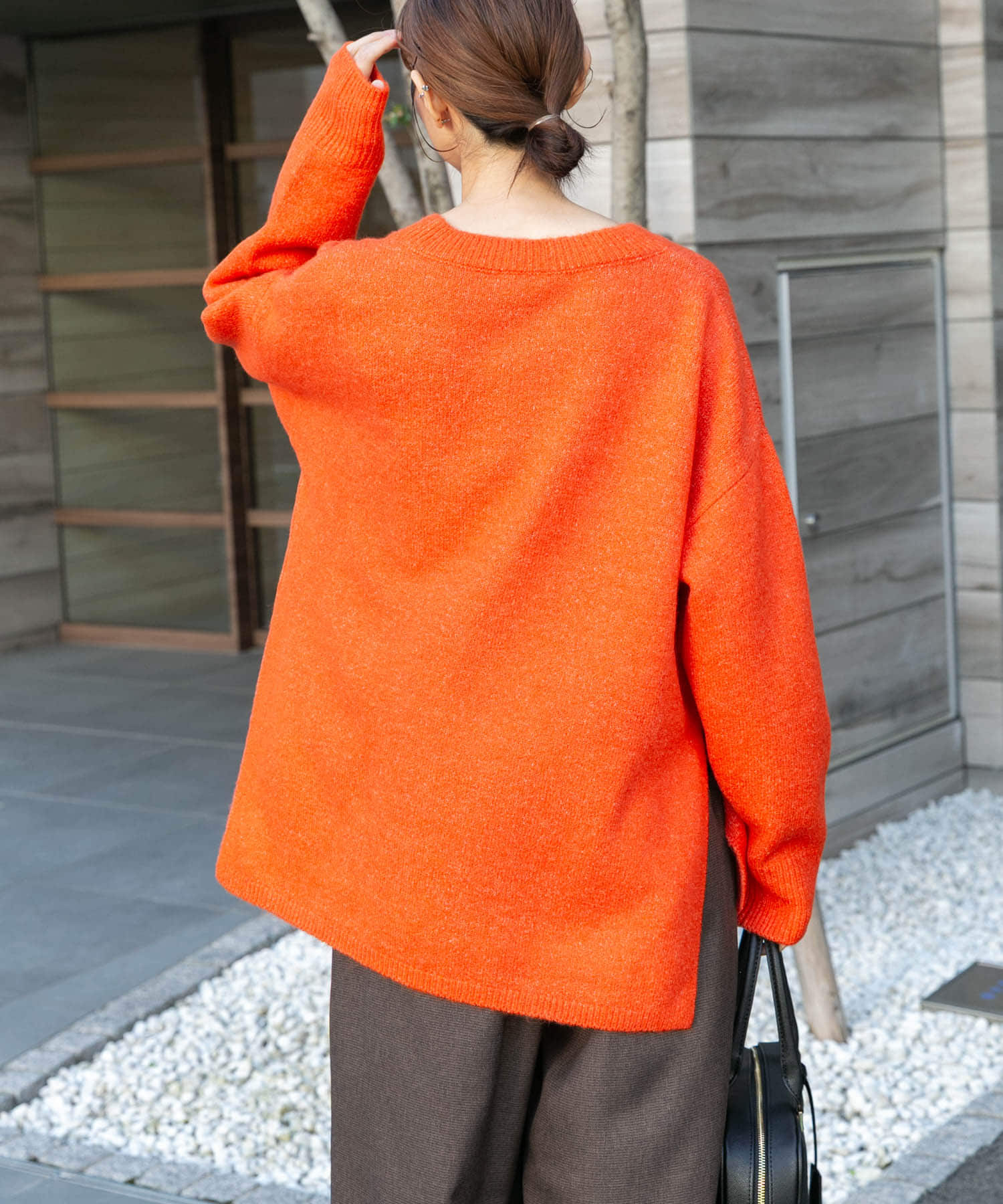 サイドスリットニットプルオーバー