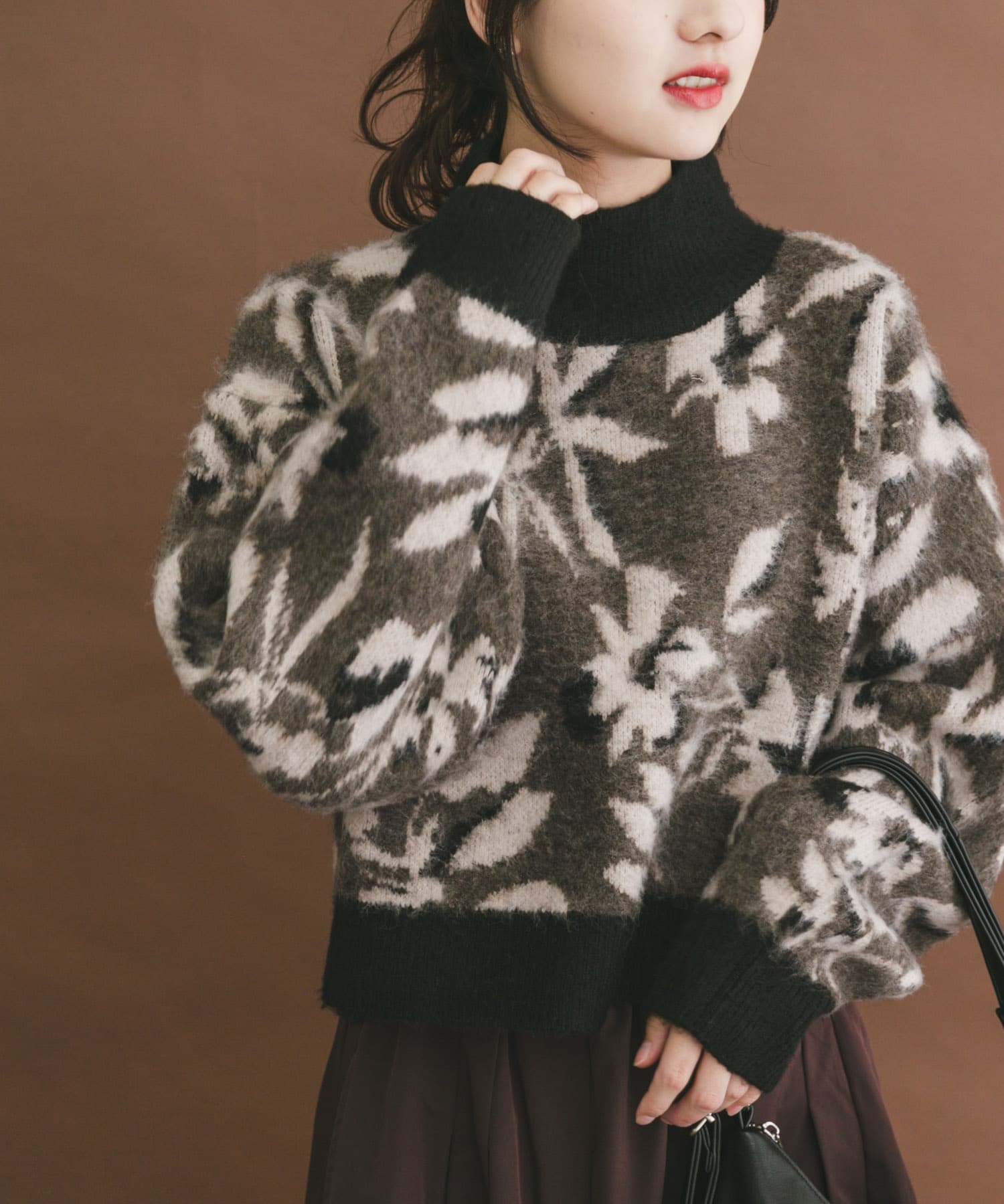 ジャガードニュアンスハイネックニット