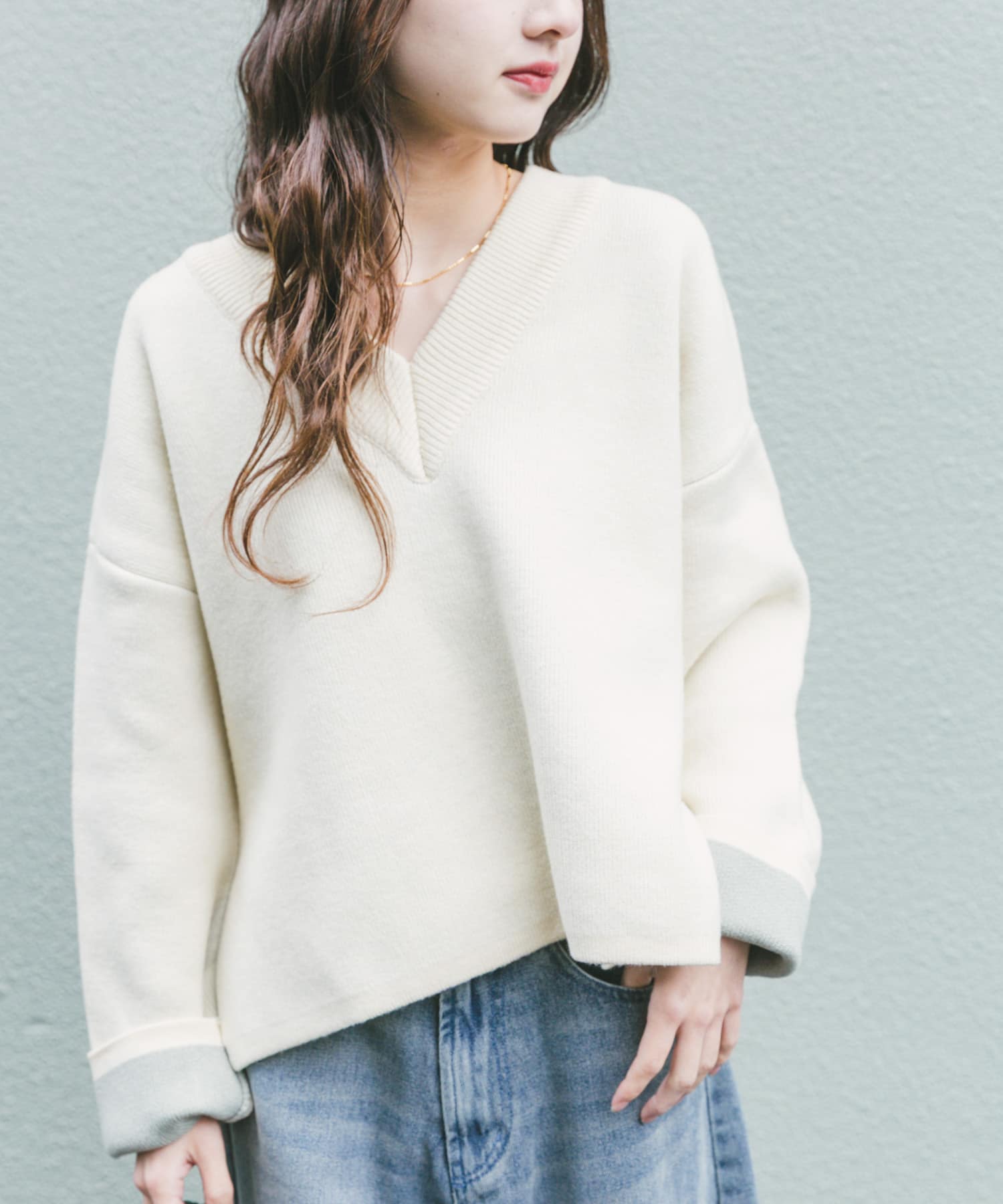 ダブルフェイスVネックニット