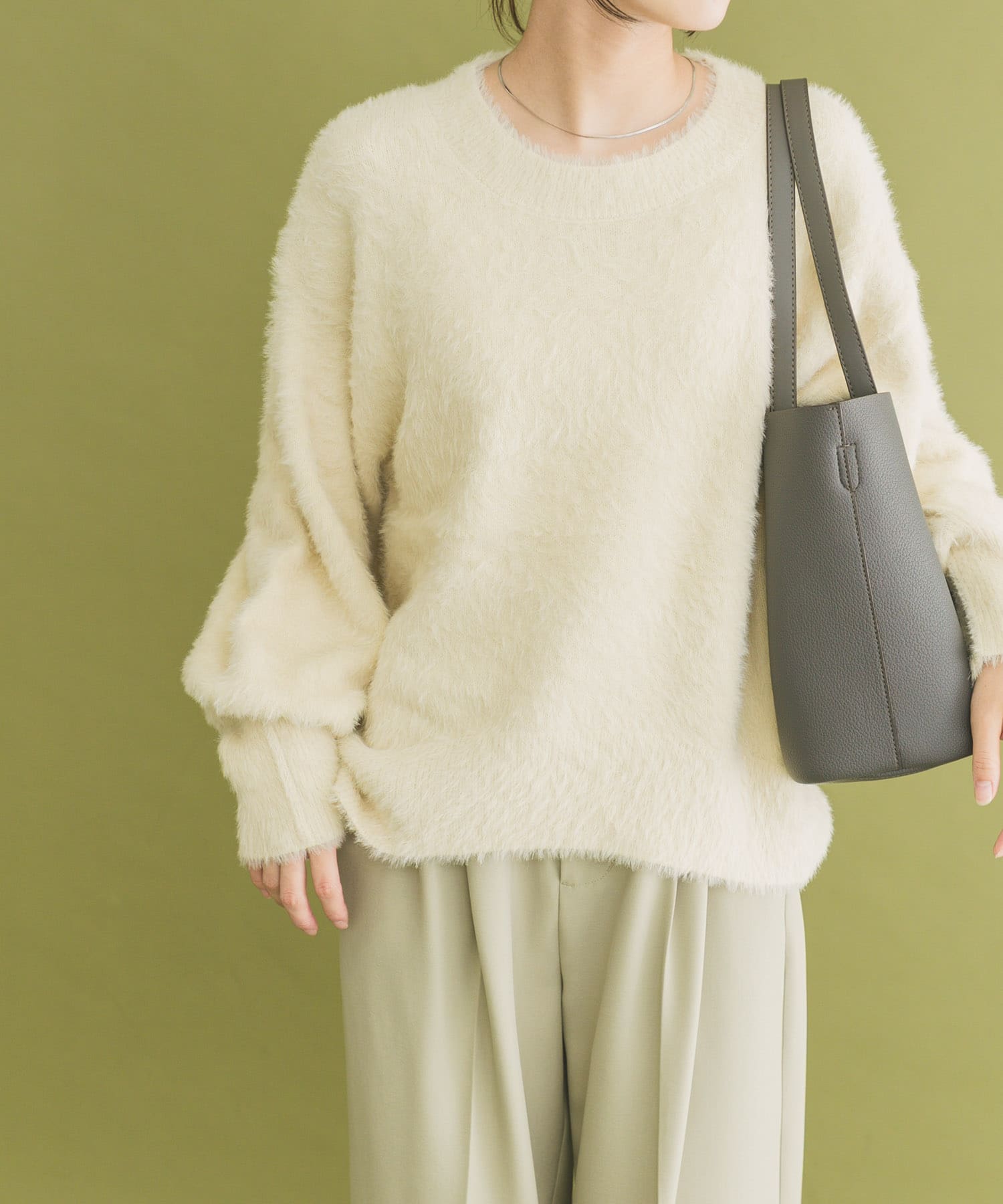 シャギークルーネックニット