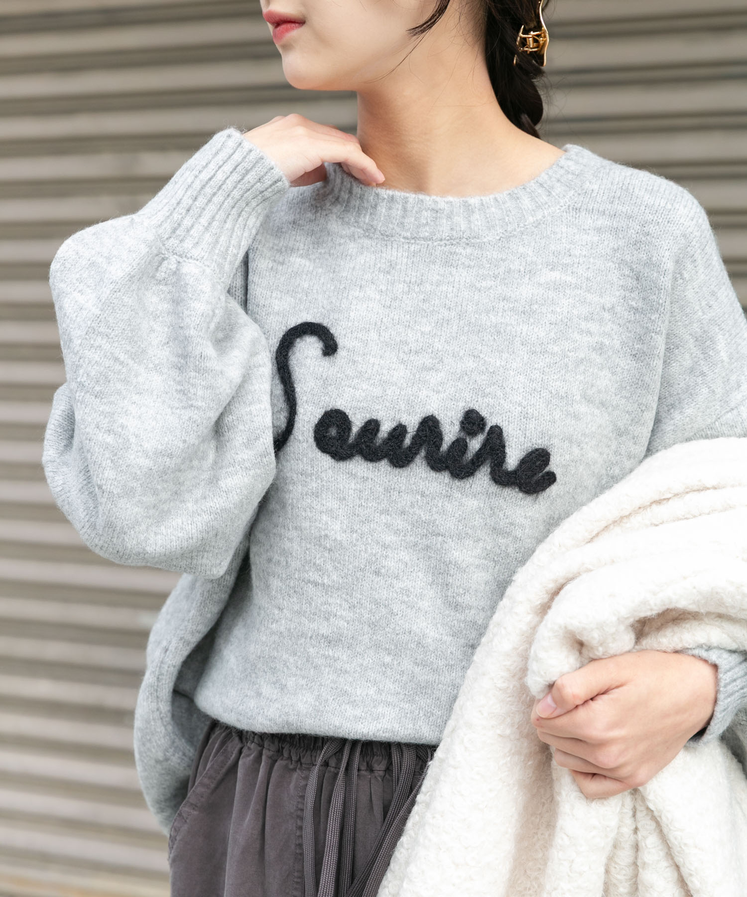 クルーネックロゴニットプルオーバー