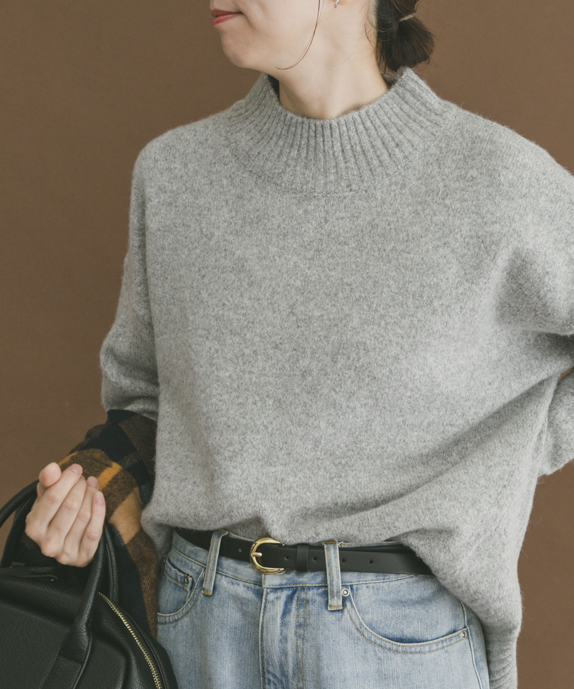 ハイネックメランジニット