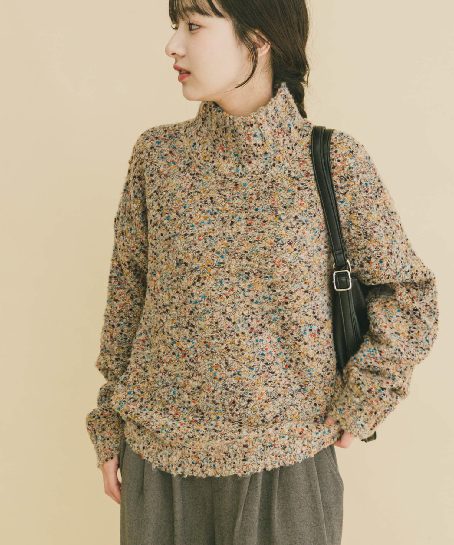 ハイネックカラーネップニット