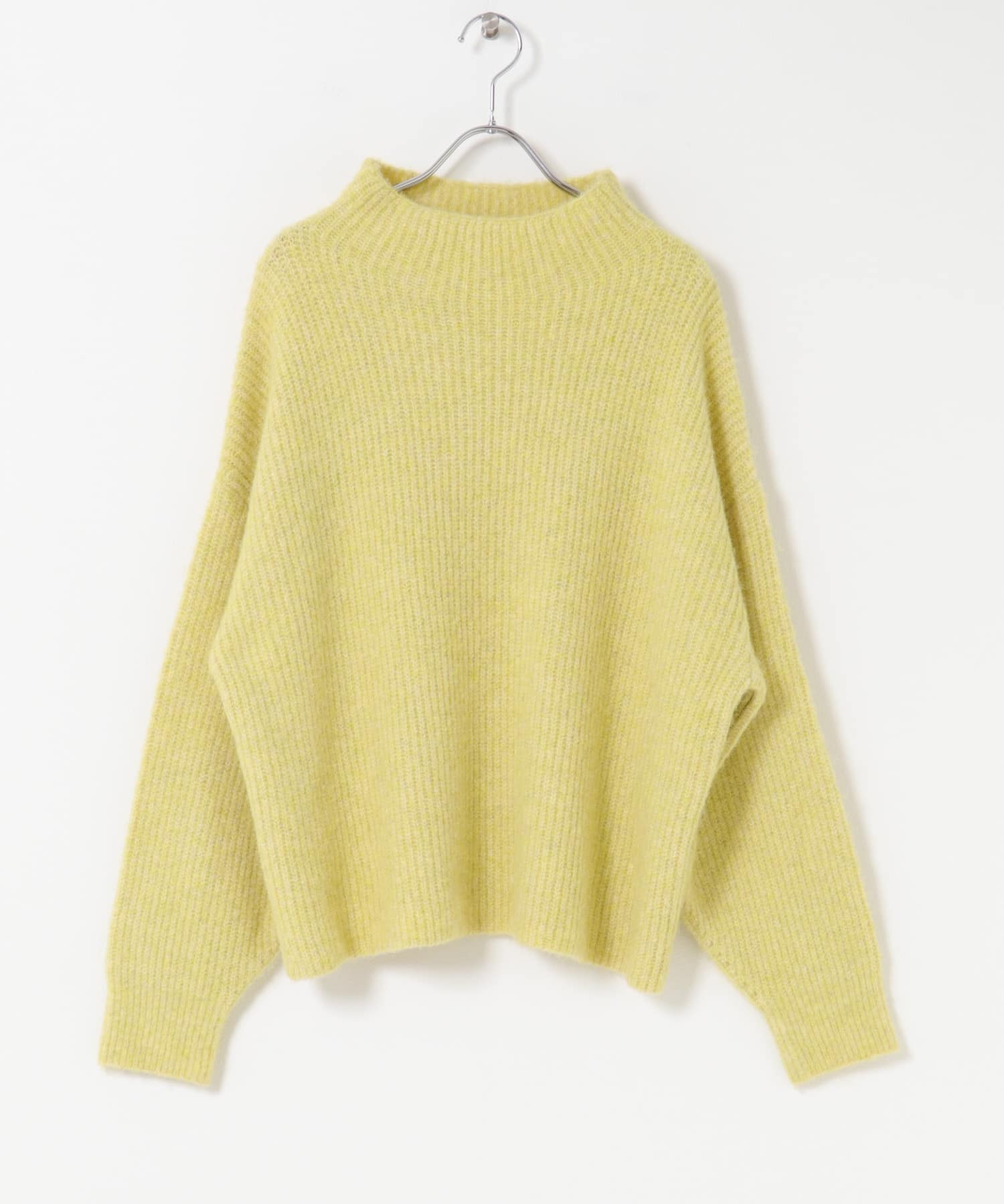 フワフワボトルネックニット L.YEL Free