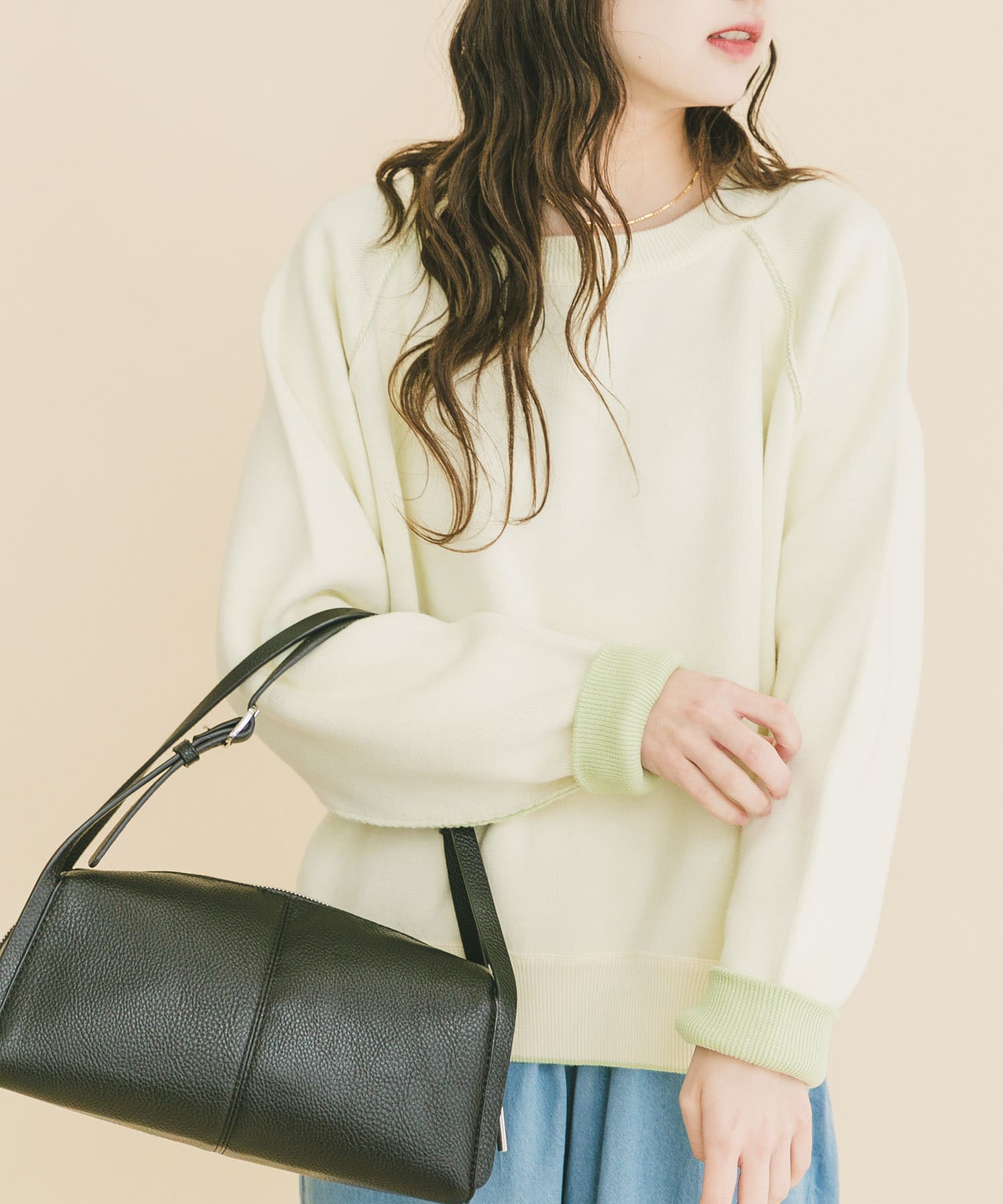 ラグランスリーブリバーシブルニット