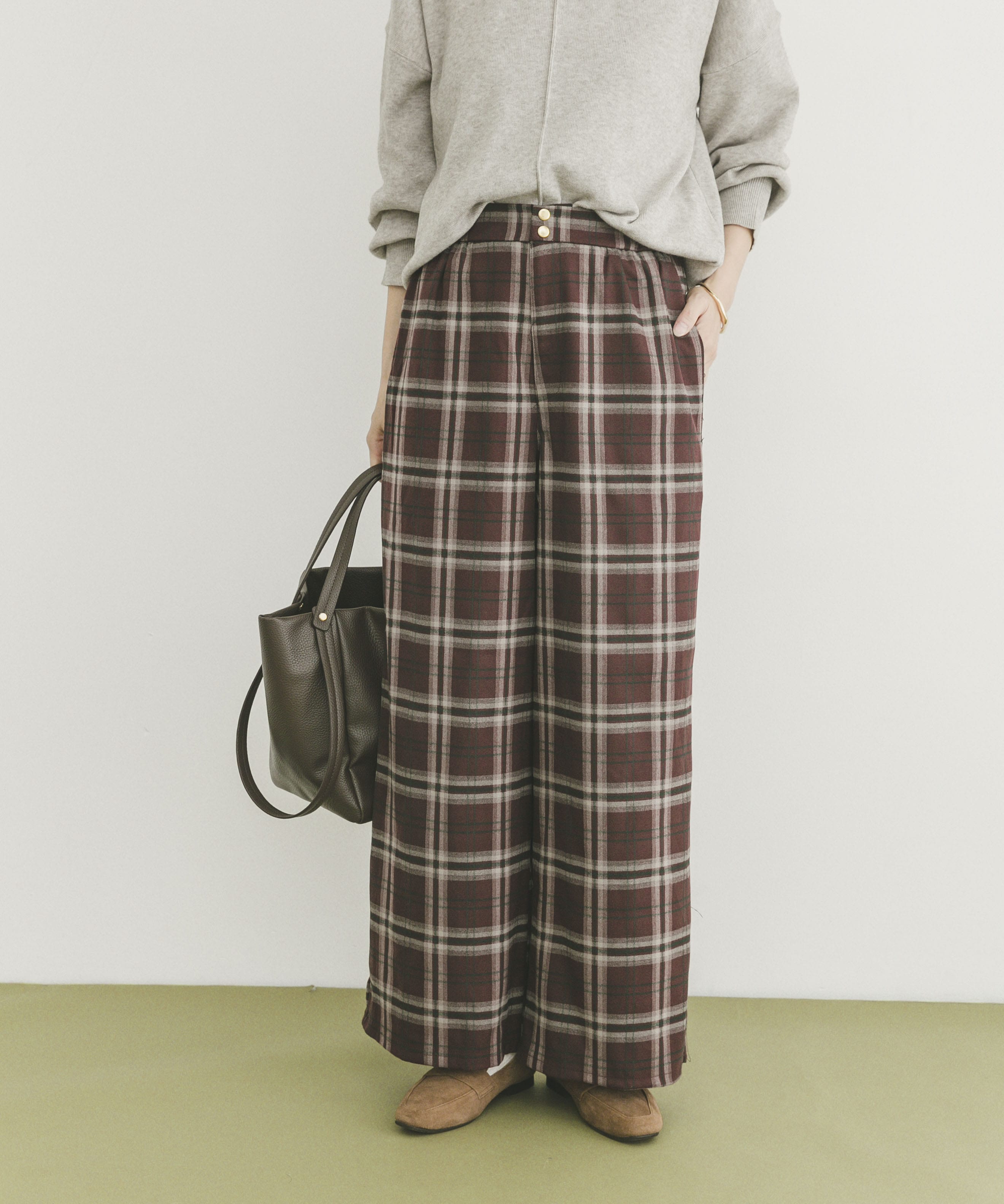 ワイドイージーパンツ