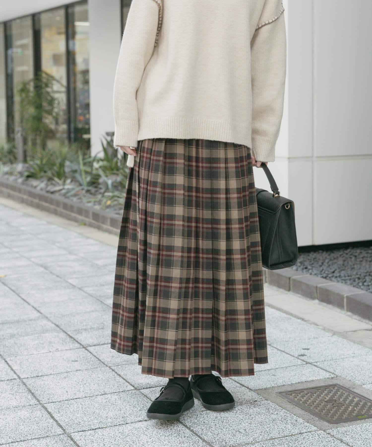 プリーツロングスカート