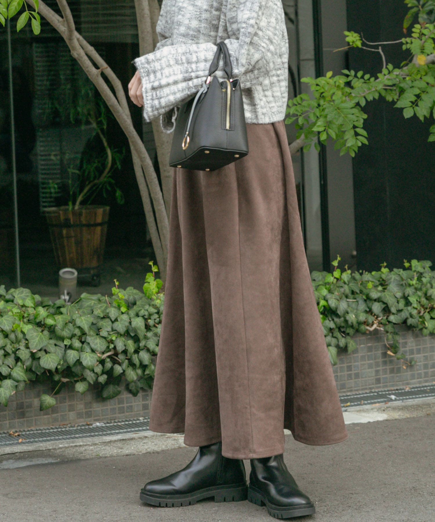 『静電気防止』フェイクスエードタックフレアスカート