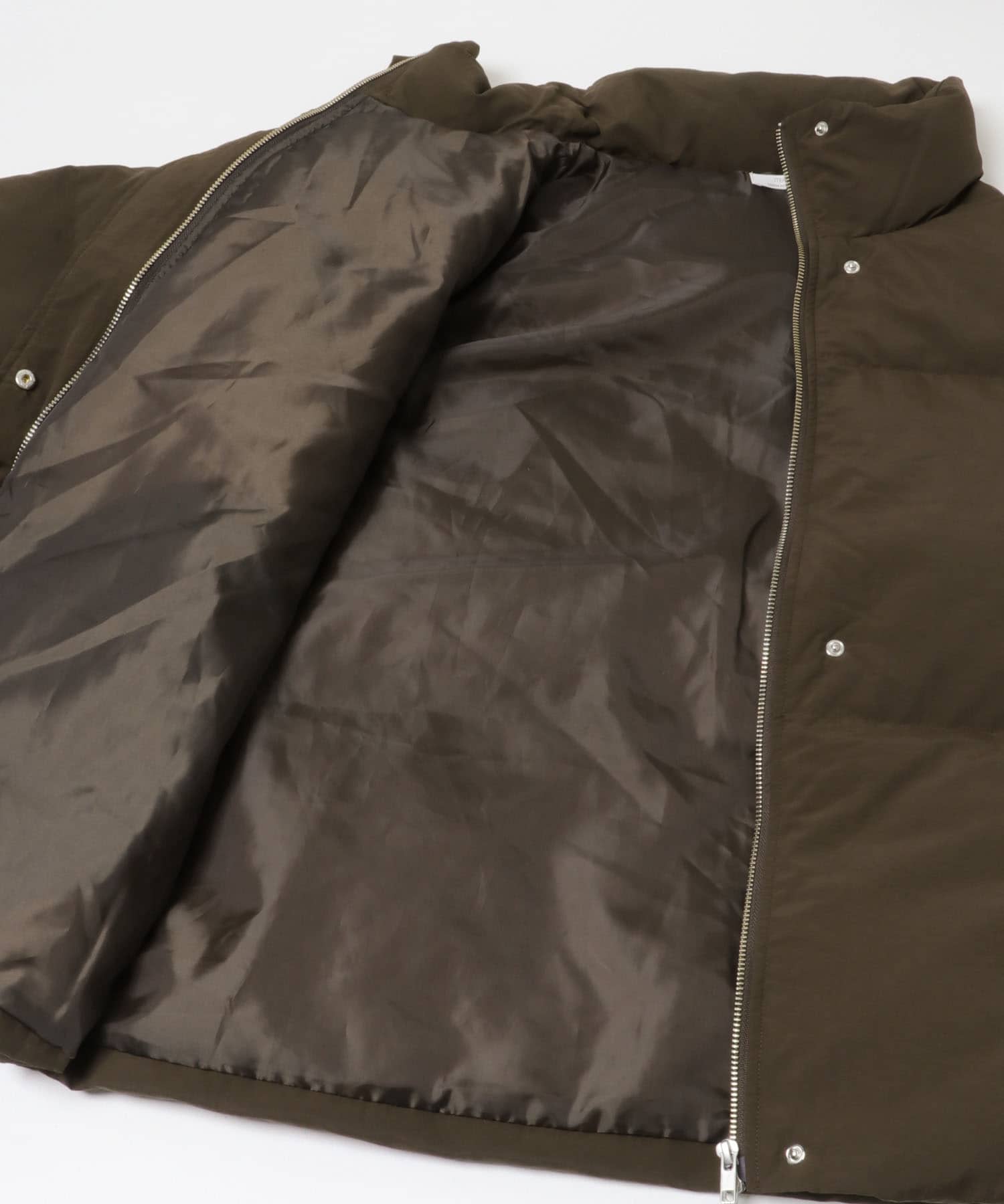 スタンドカラーダウン BRN FREE