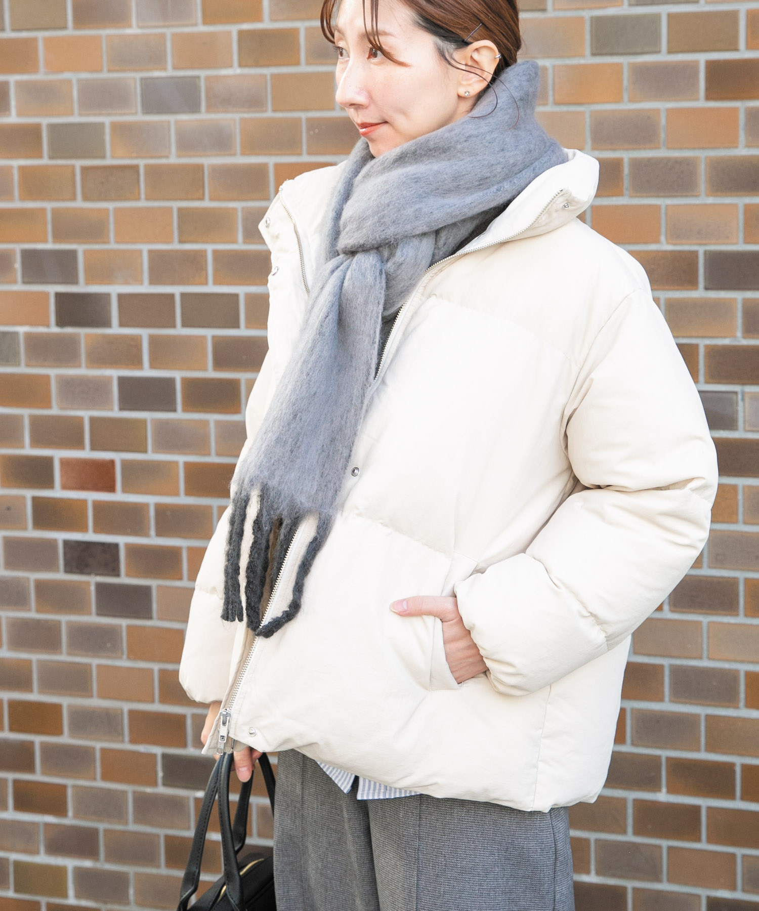 スタンドカラーダウン