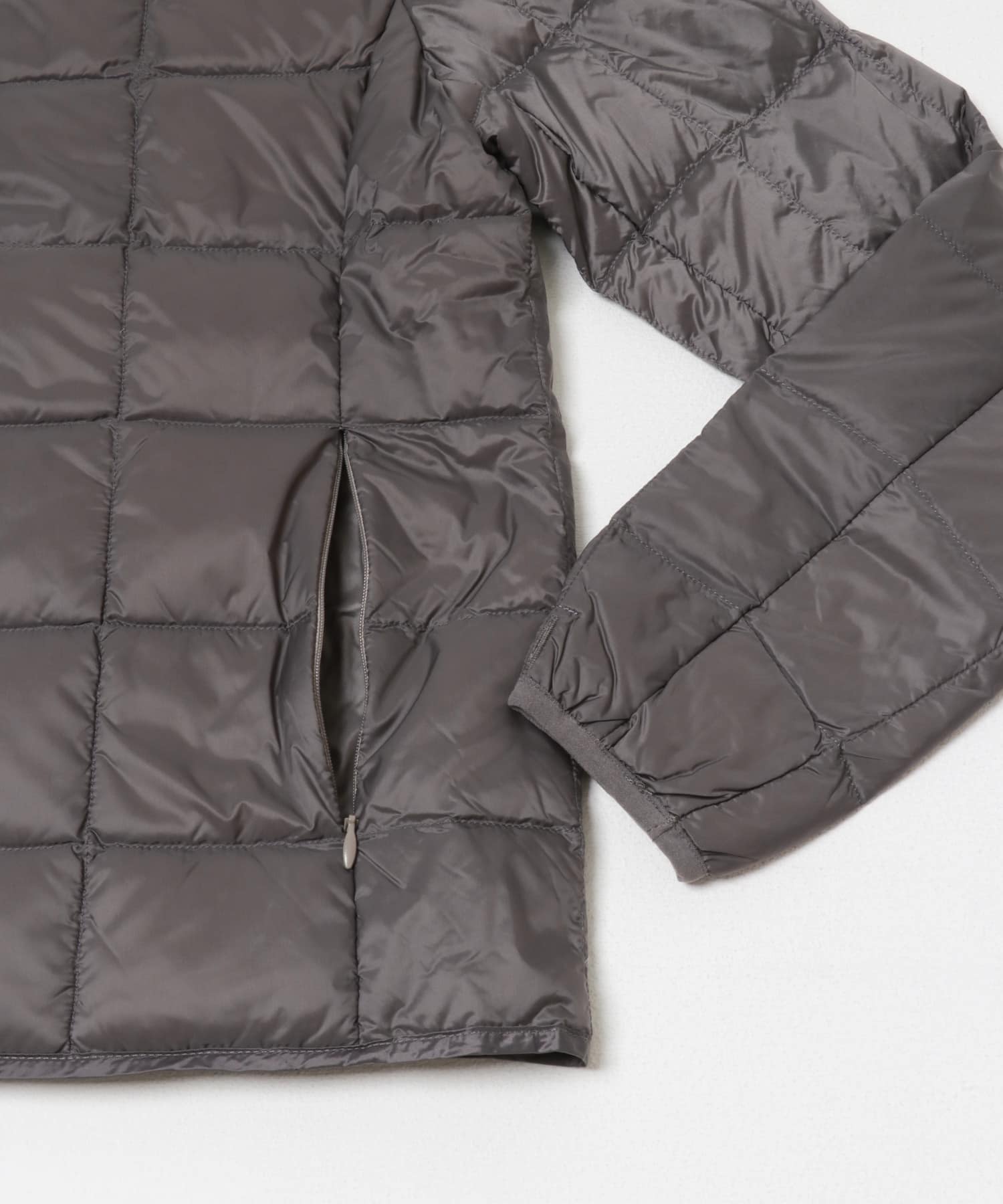 TAION　CREW NECK BUTTON DOWN JACKET GRY M