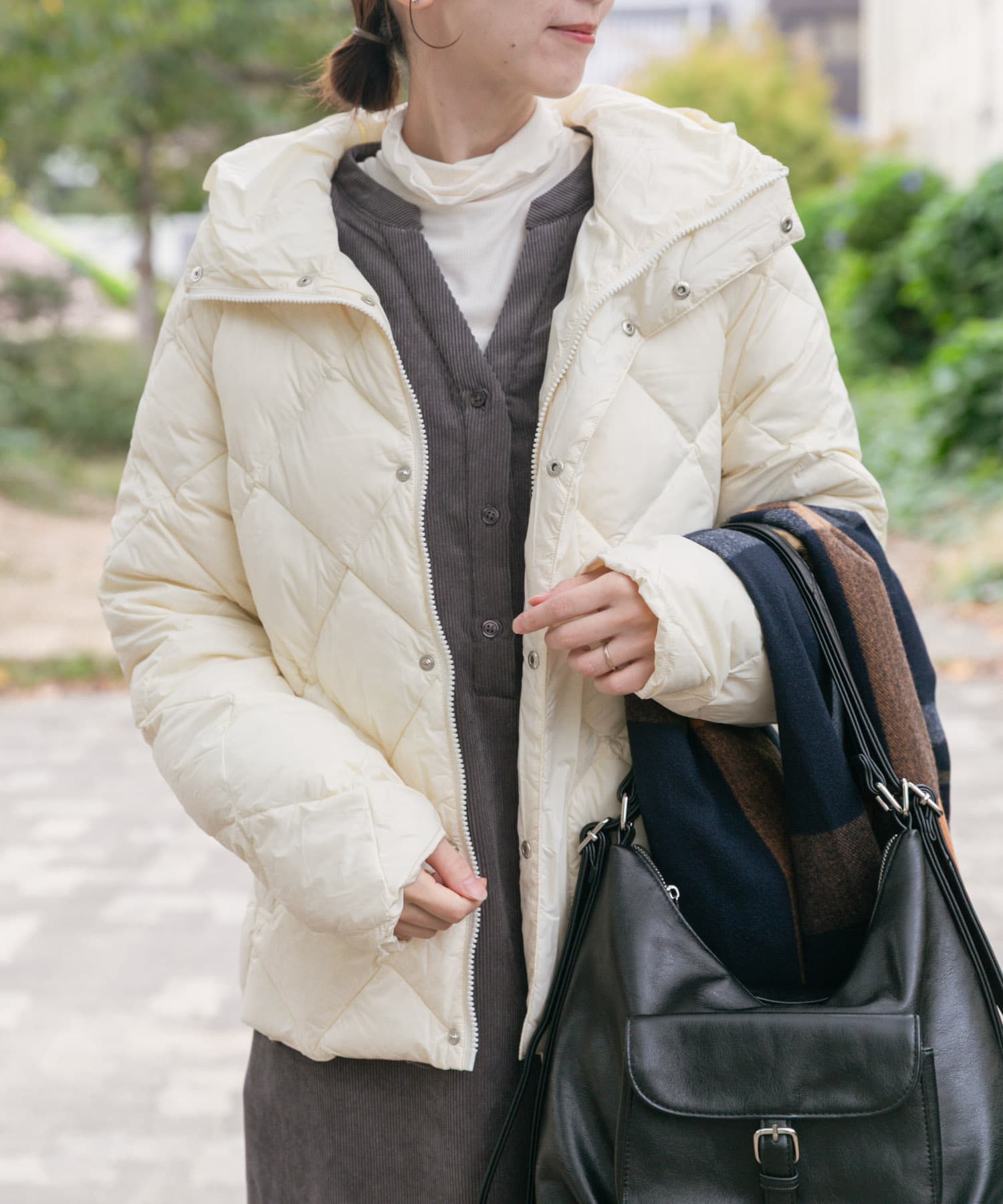 TAION　HOOD DOWN JACKET