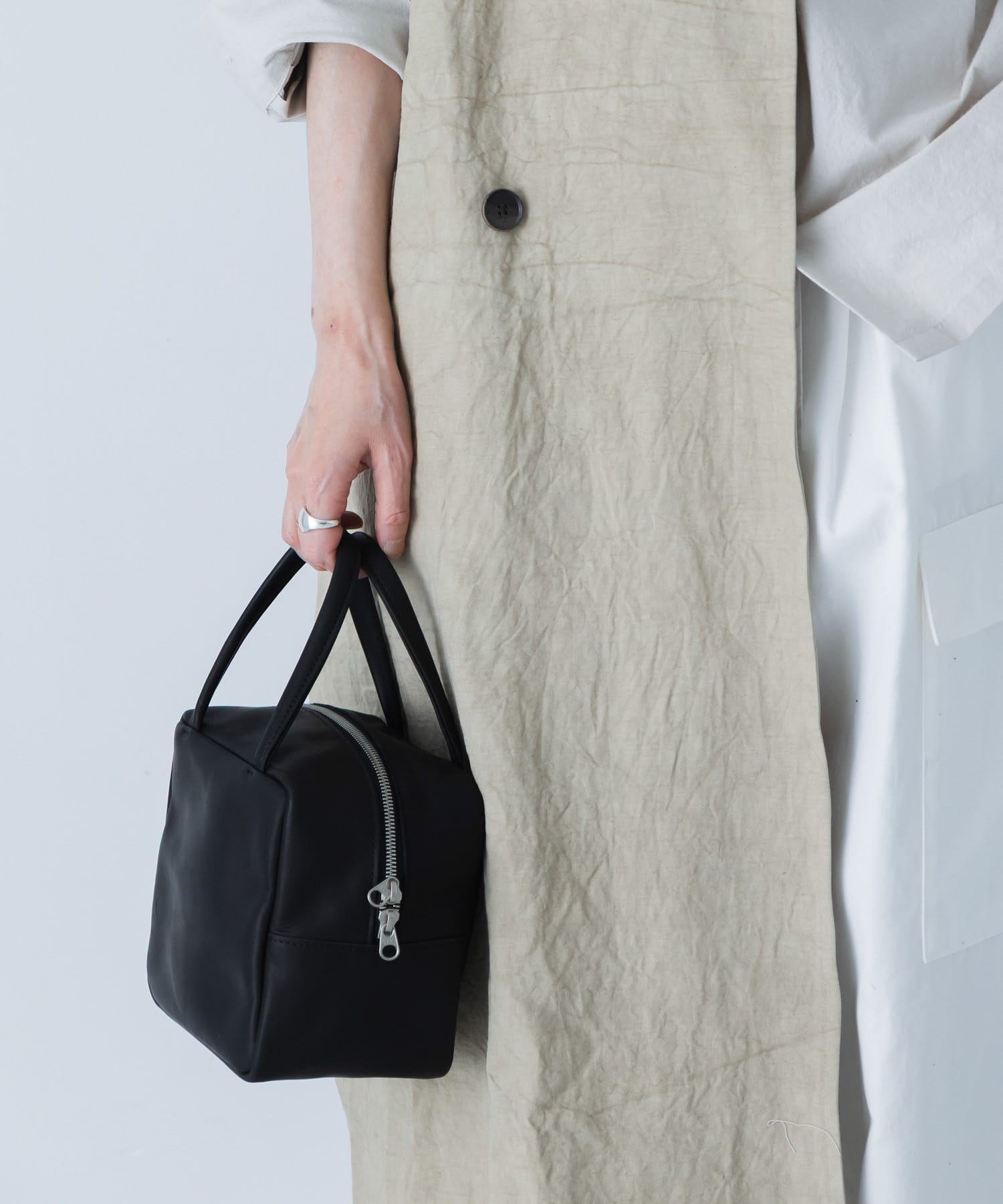 MORMYRUS　CUBE TOTE