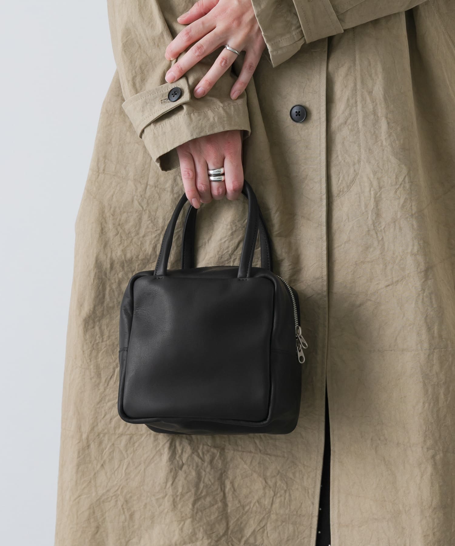 MORMYRUS　CUBE TOTE BLACK Free