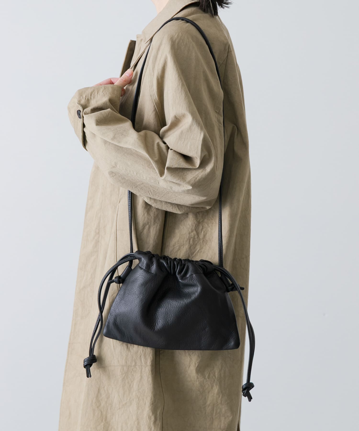 MORMYRUS　巾着ショルダーバッグ