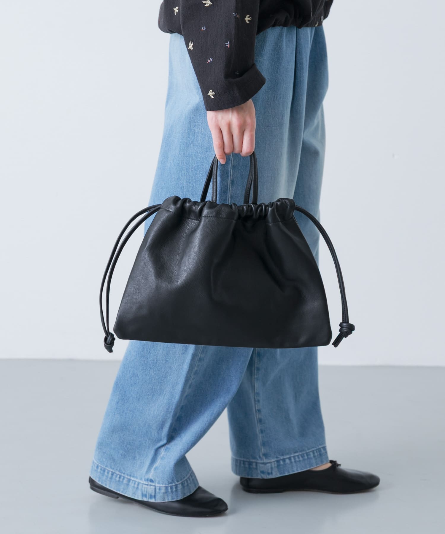 MORMYRUS　巾着バッグ BLACK Free