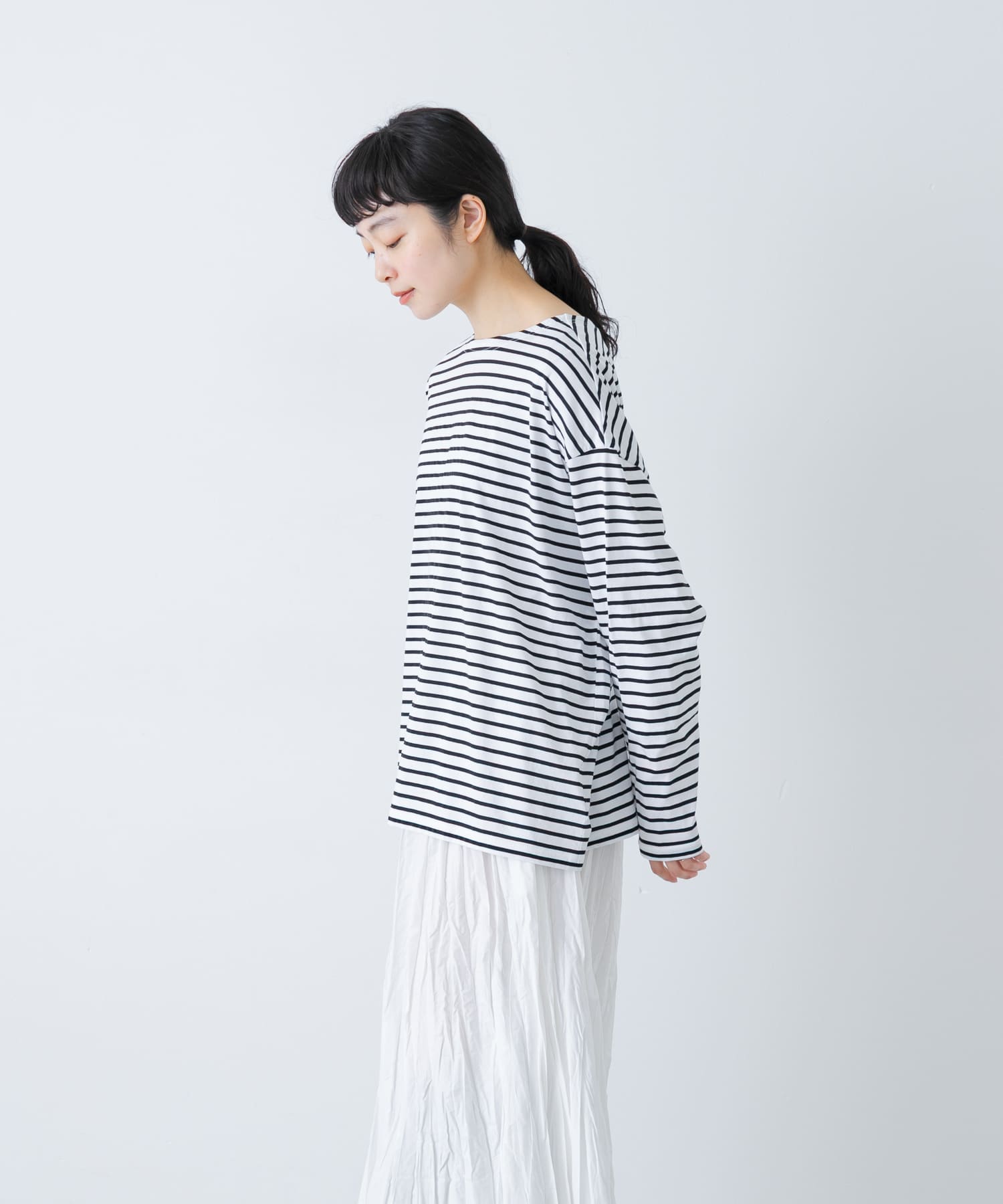 BLACK-WIDE