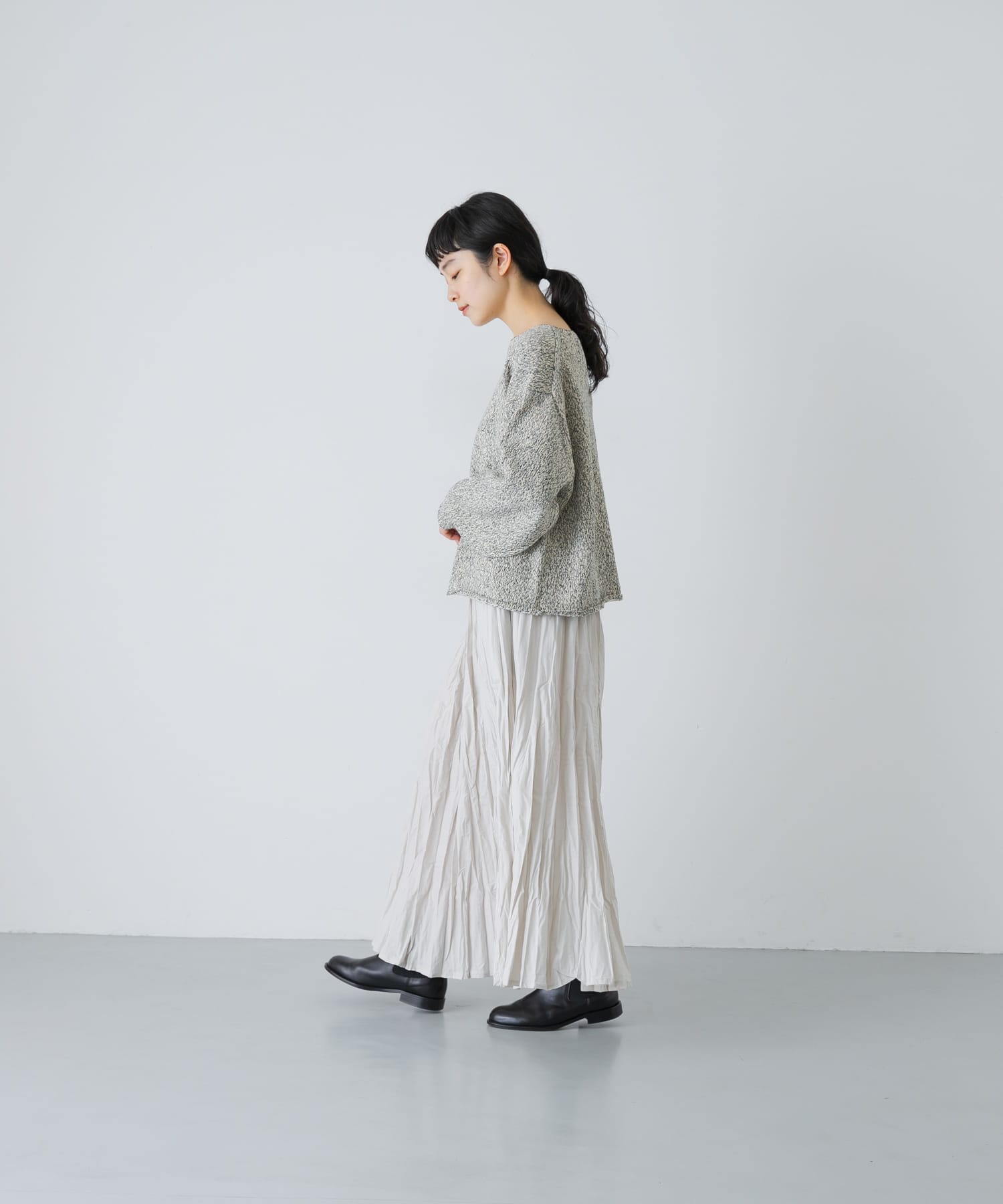 L/BEIGE