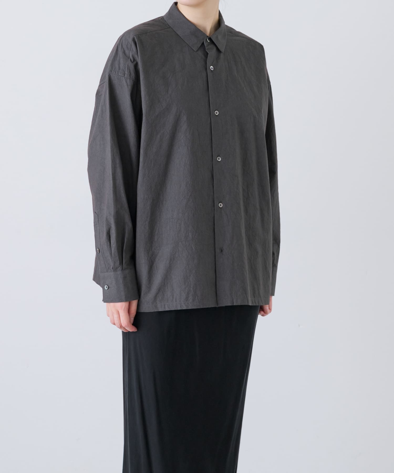 『ユニセックス』コットンレギュラーカラーボックスシャツ CHARCOAL 1