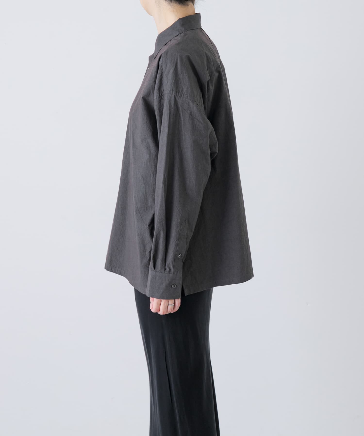 『ユニセックス』コットンレギュラーカラーボックスシャツ CHARCOAL 1