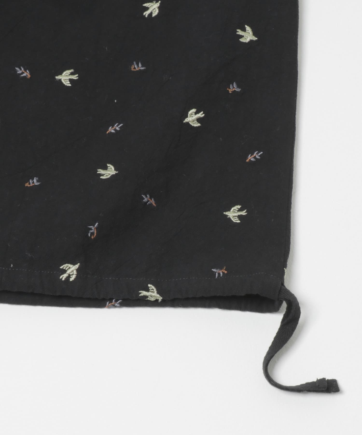 ツバメ刺繍ブラウス BLACK Free