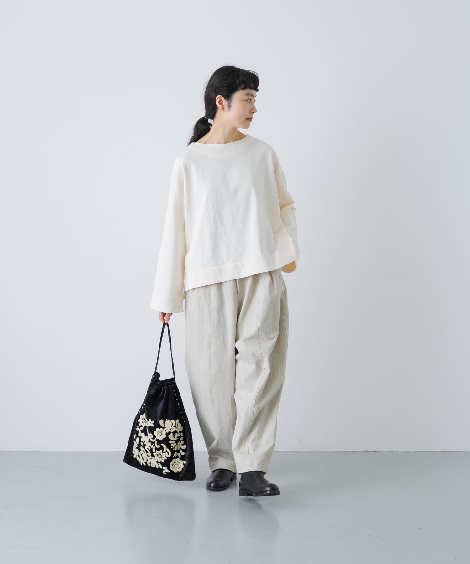 IVORY