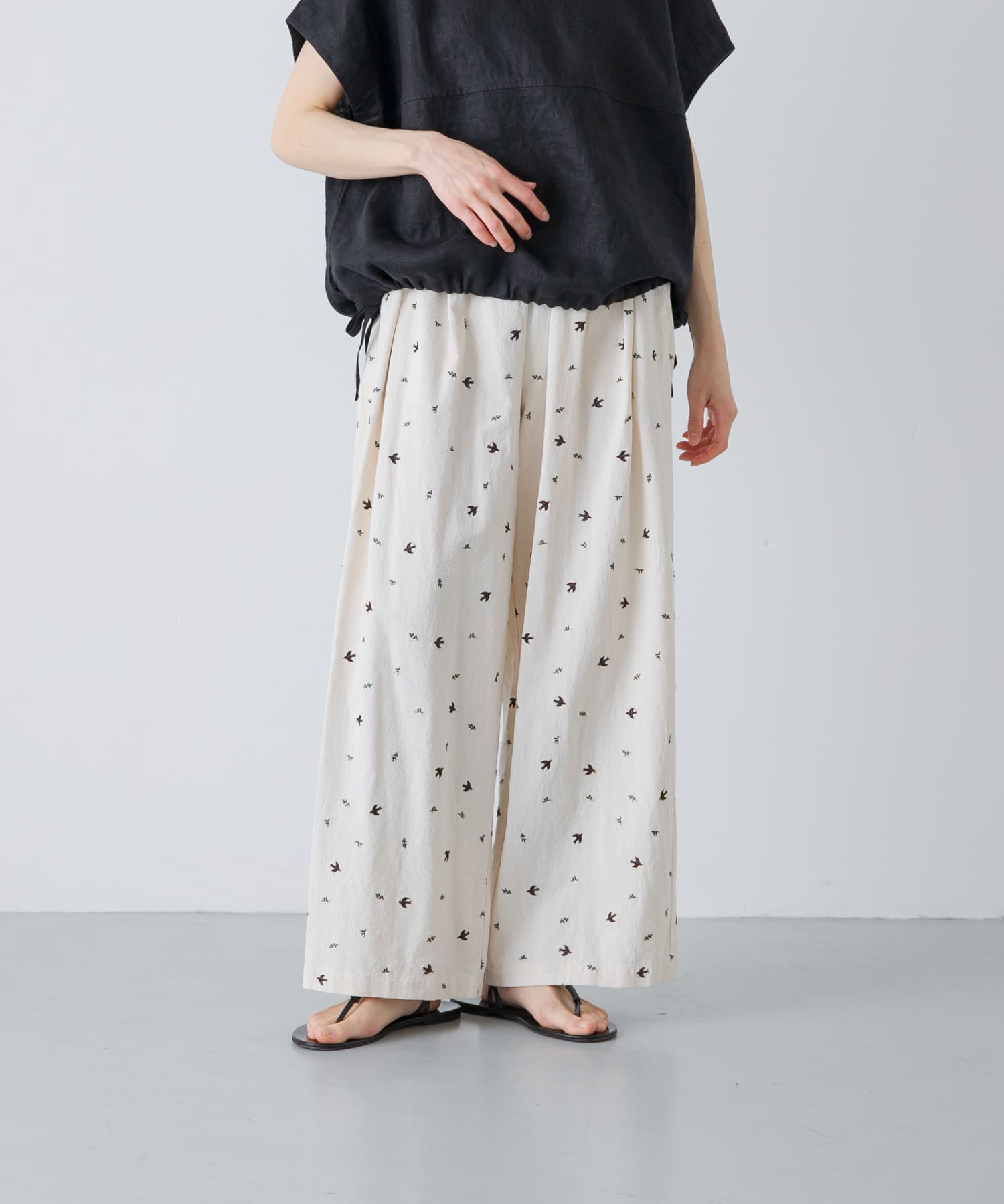 ツバメ刺繍イージーパンツ(Free IVORY): ボトム｜URBAN RESEARCH公式