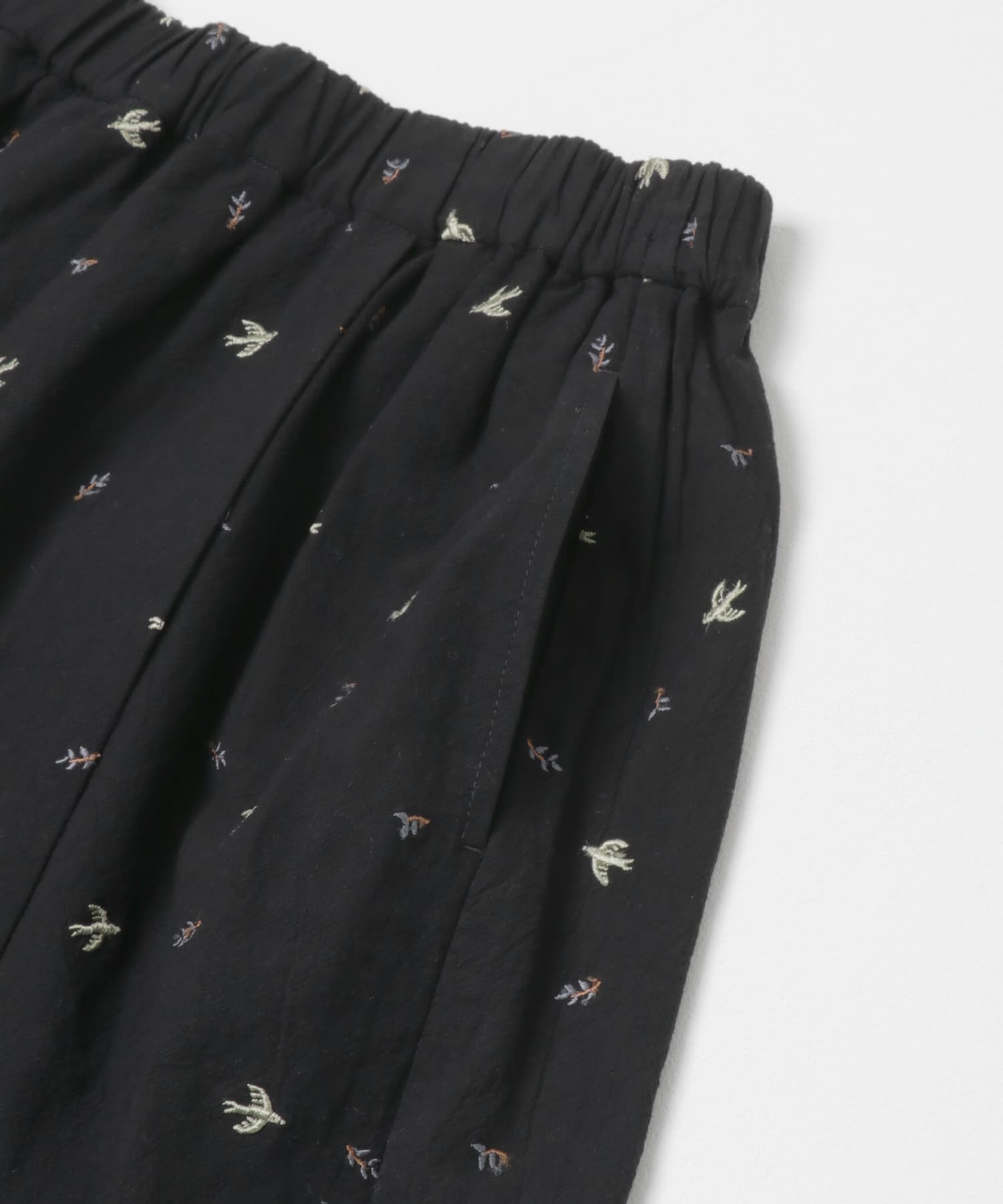 ツバメ刺繍ラップスカート BLACK Free