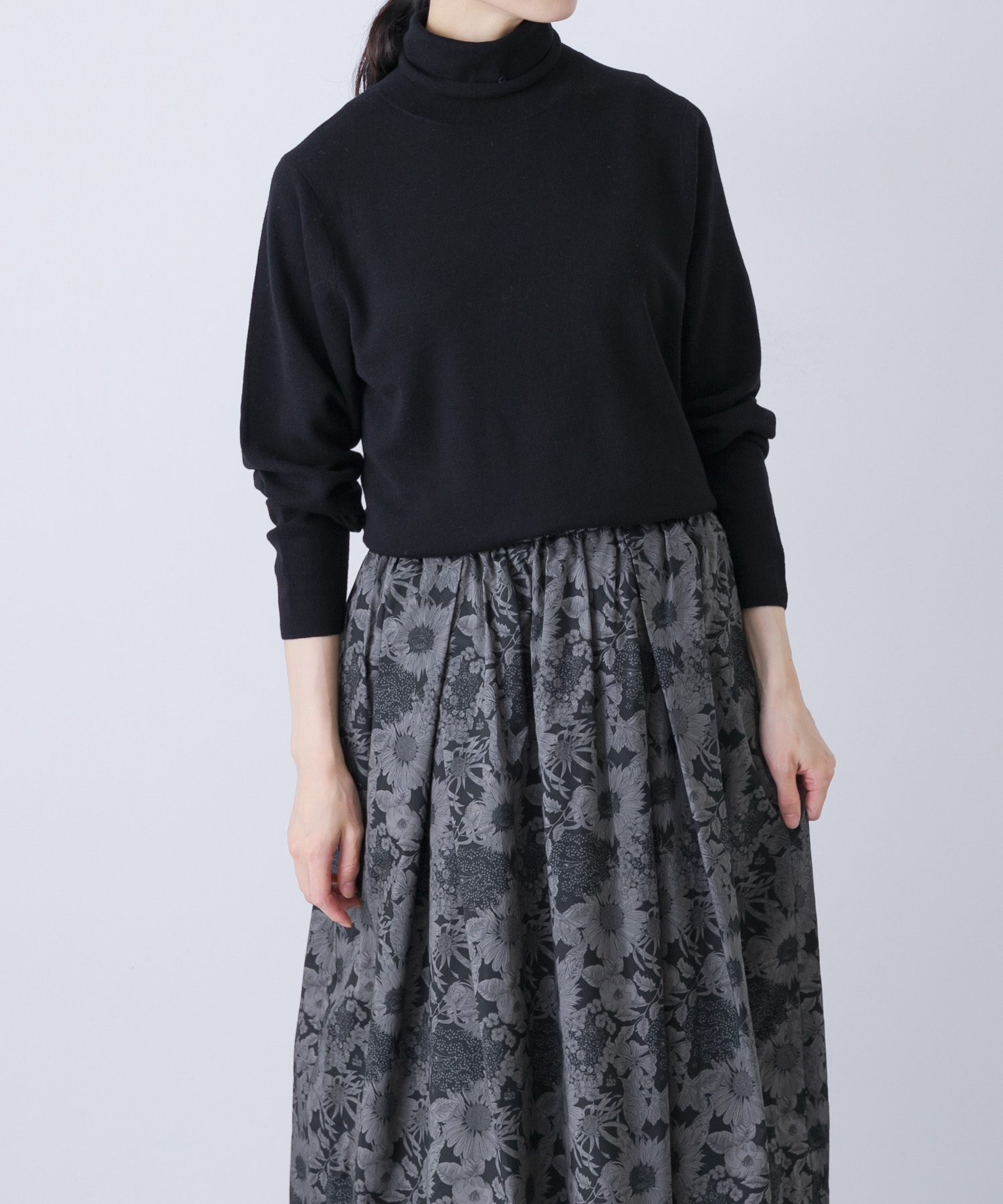 ウールハイゲージタートルネック