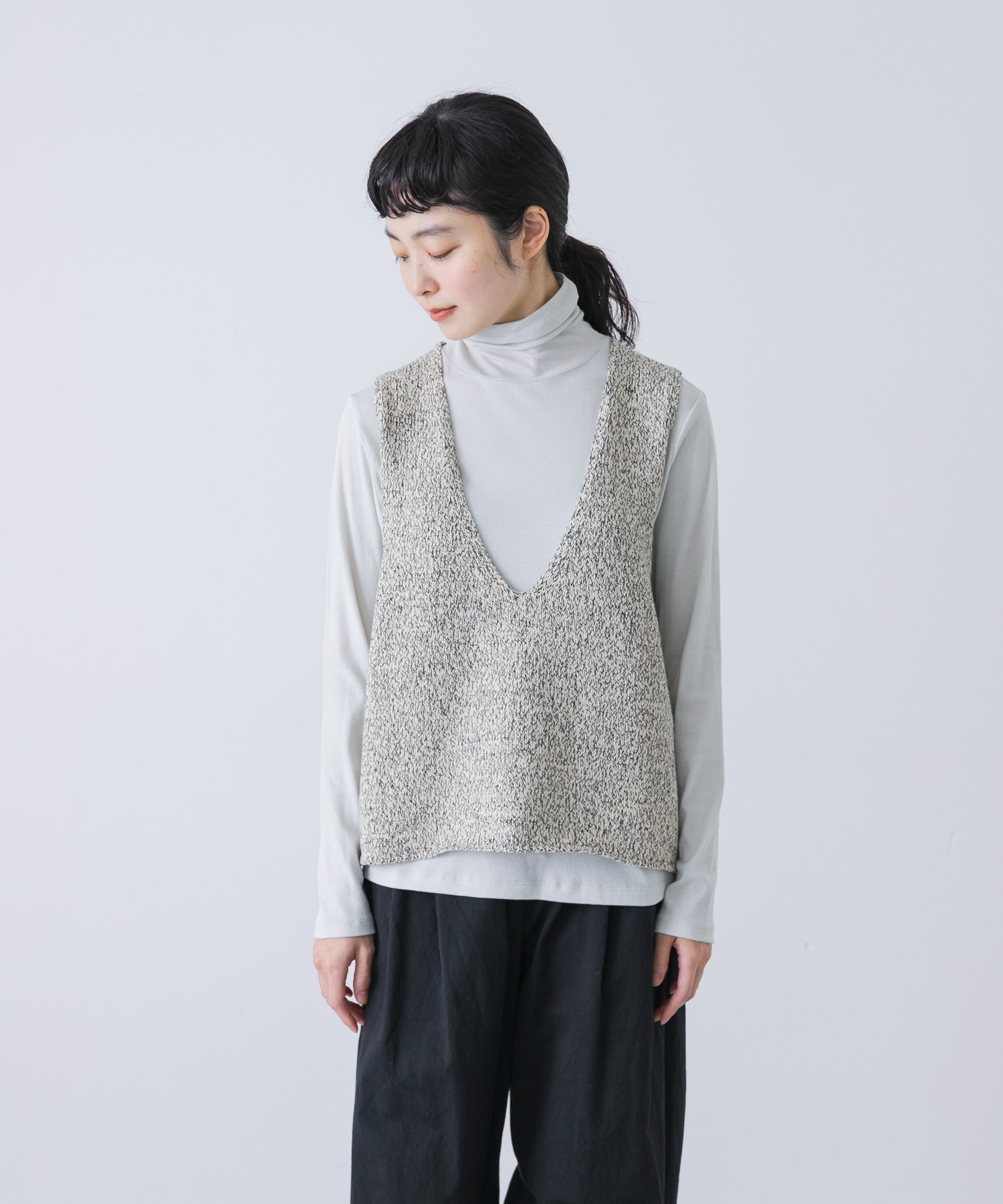 L/BEIGE