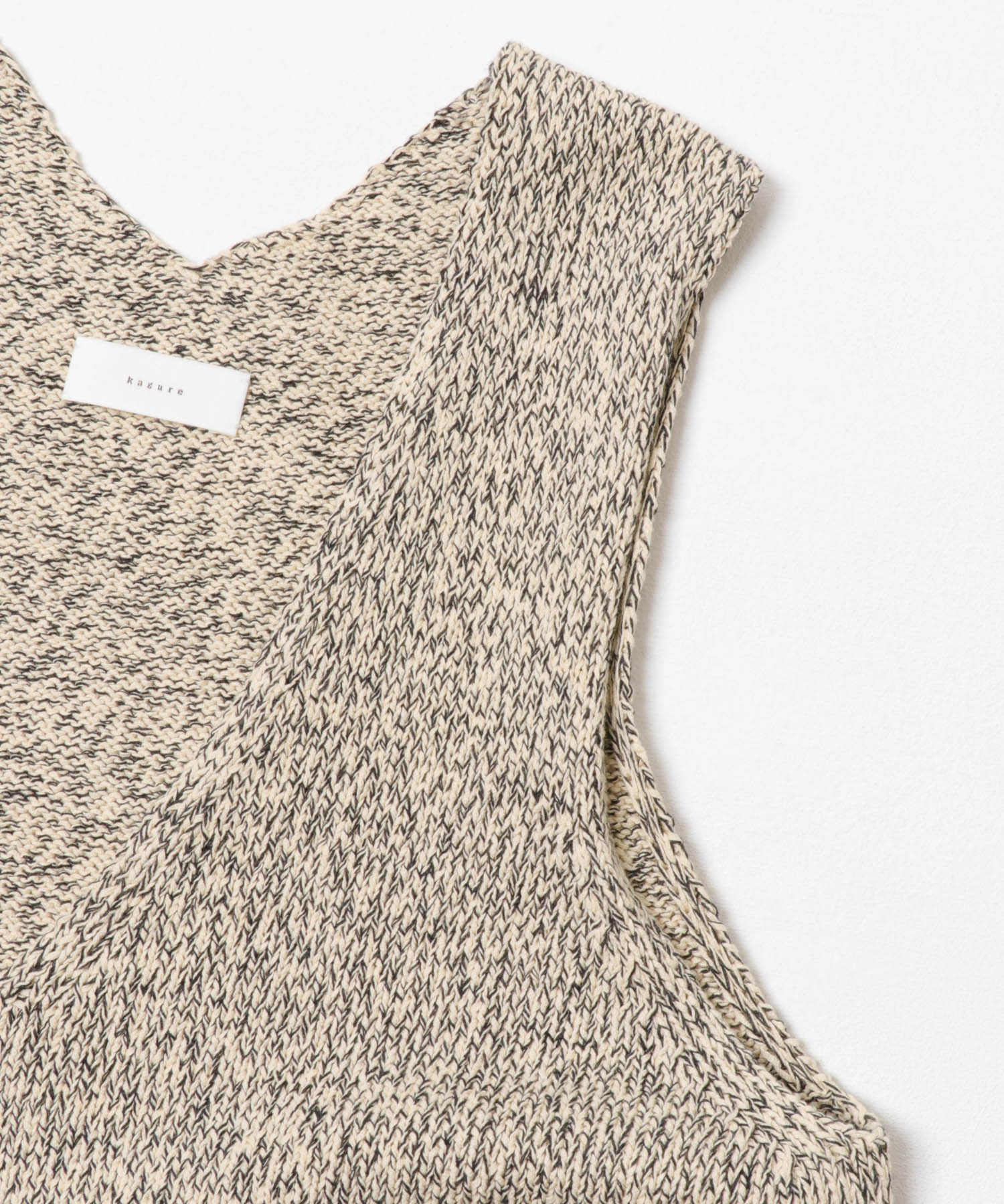 L/BEIGE