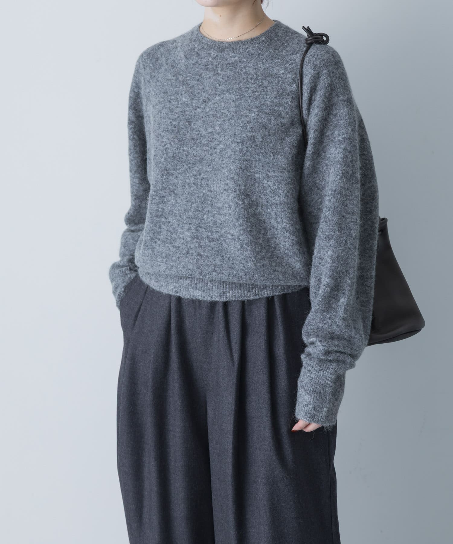 アルパカクルーネックニット(Free GRAY): トップス｜URBAN RESEARCH