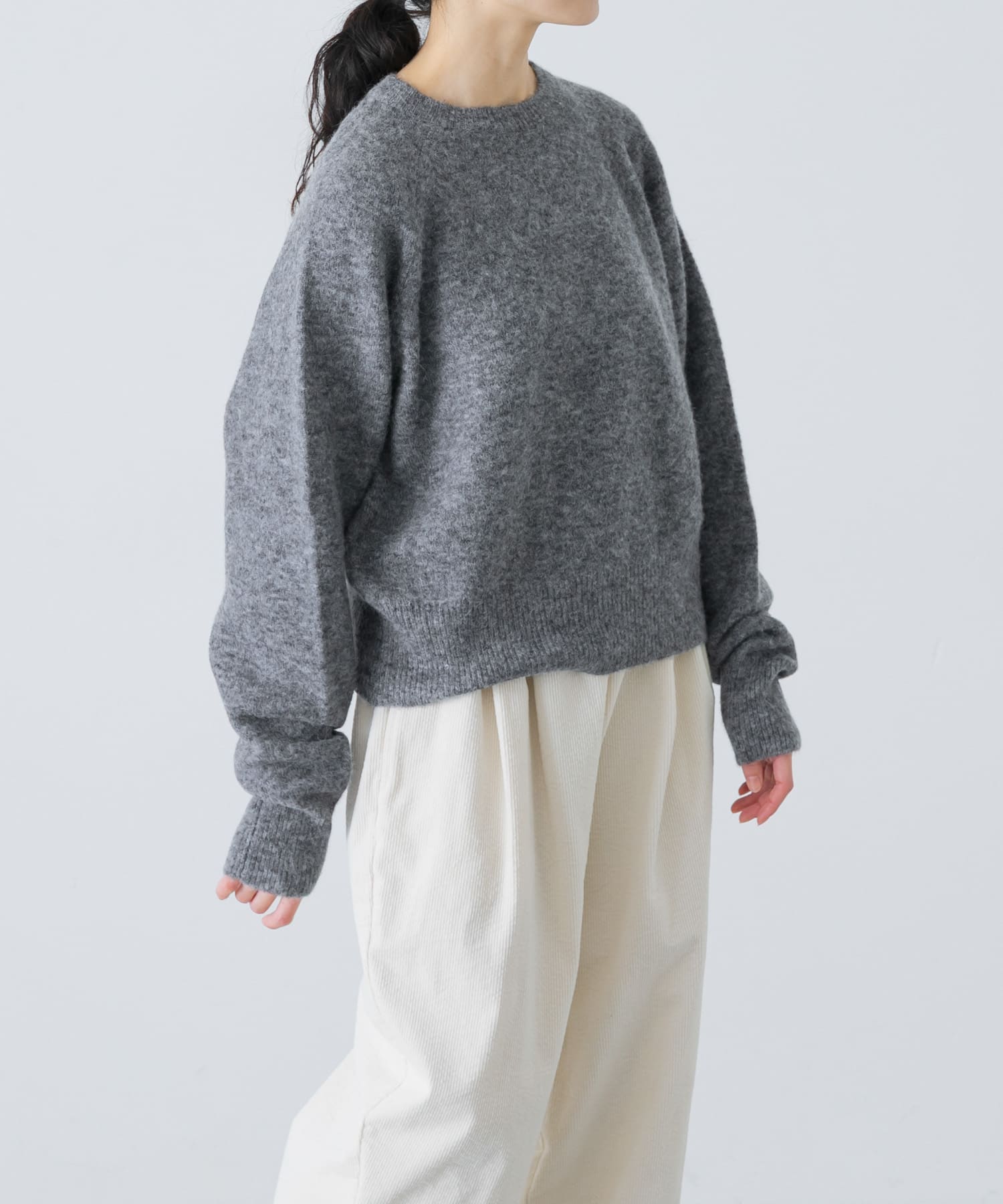 GRAY