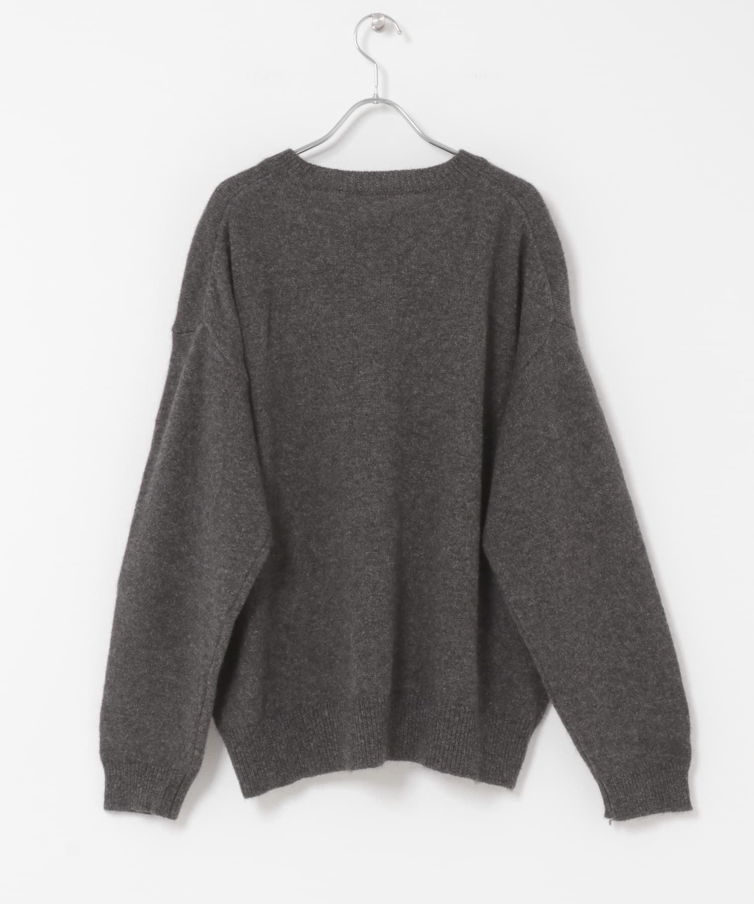 ヤクウールVネックニット CHARCOAL Free