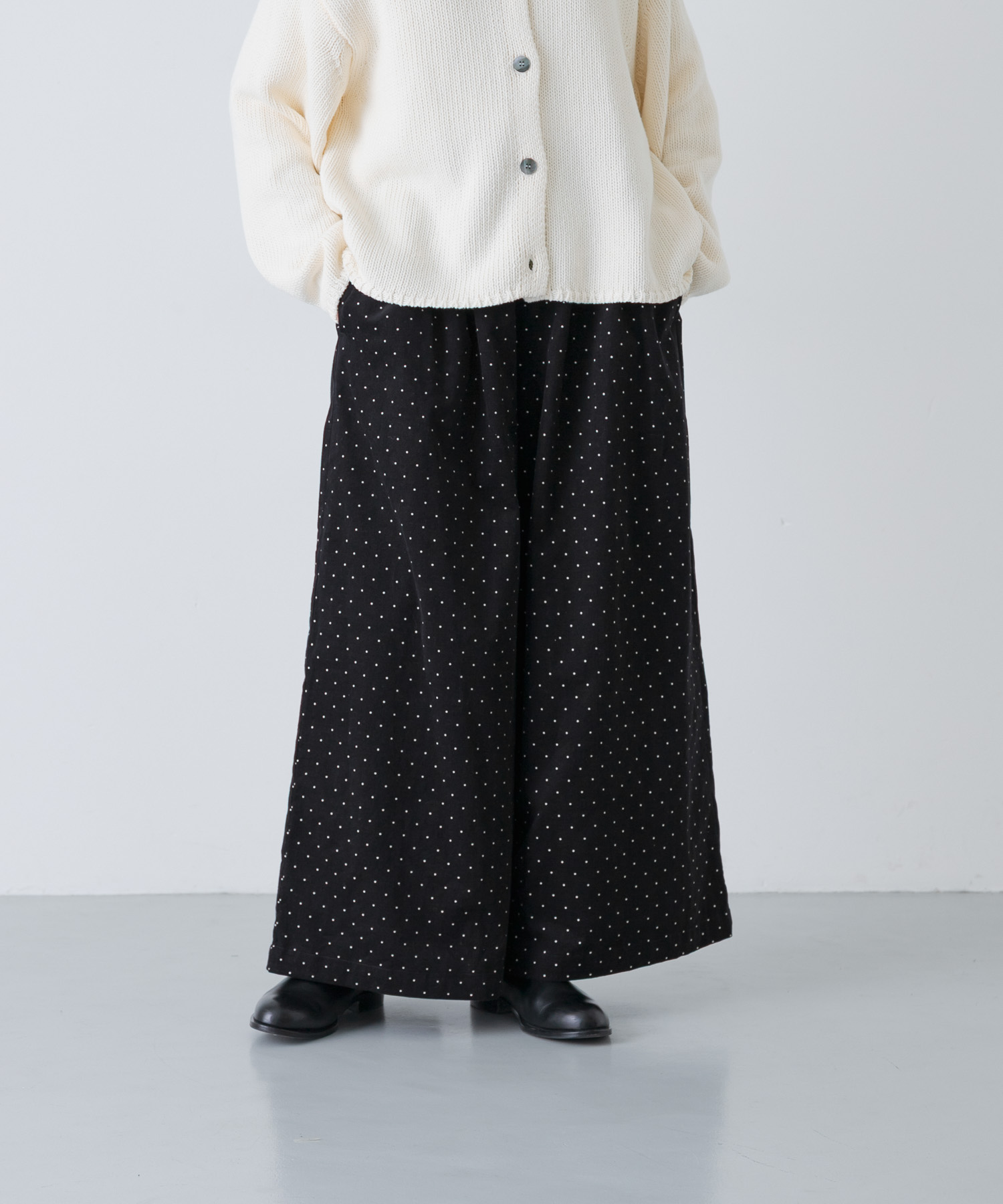 ドットコーデュロイワイドパンツ