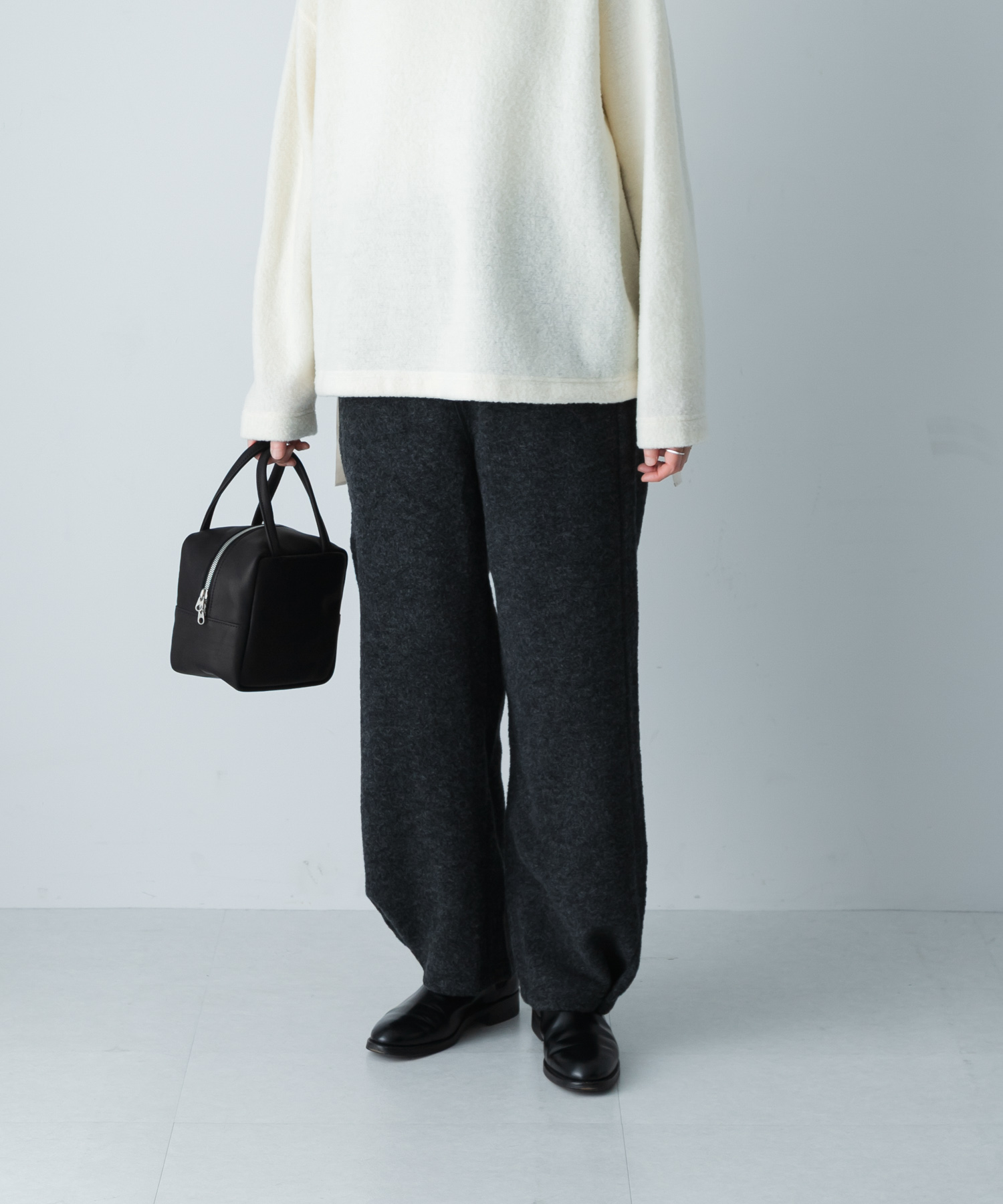 ウールループイージーパンツ
