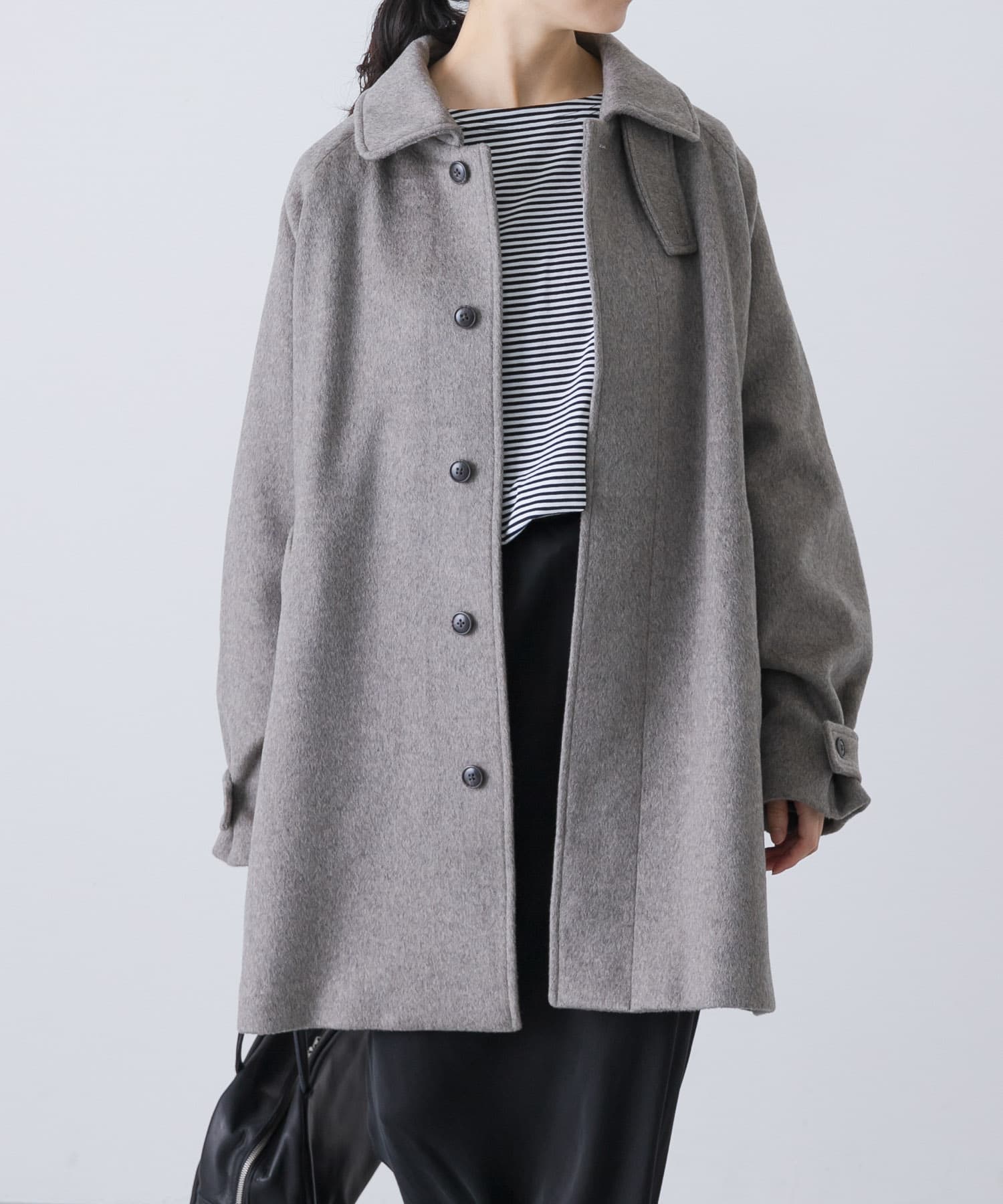 ウールバックタックショートコート