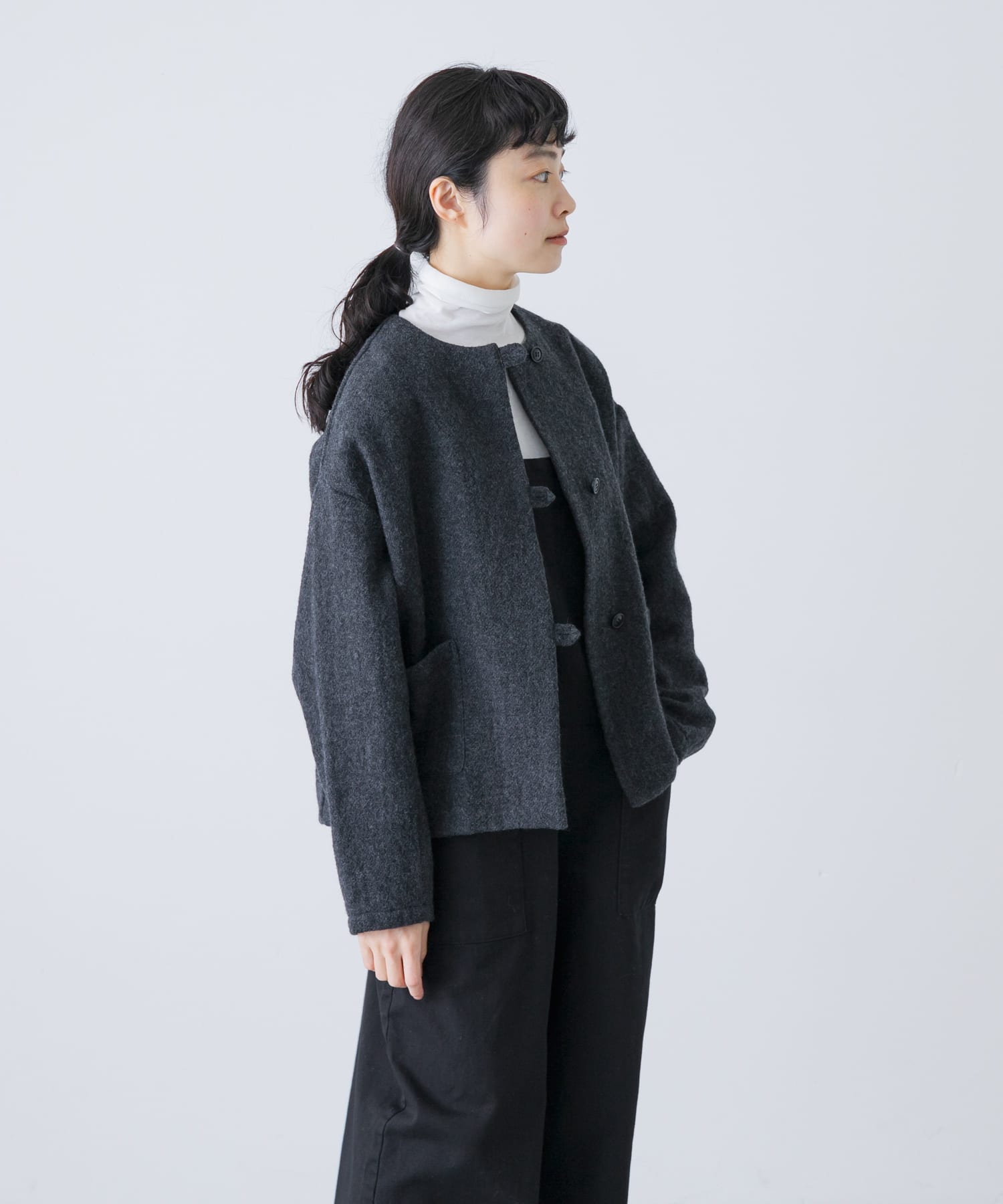 ウールクルーネックジャケット