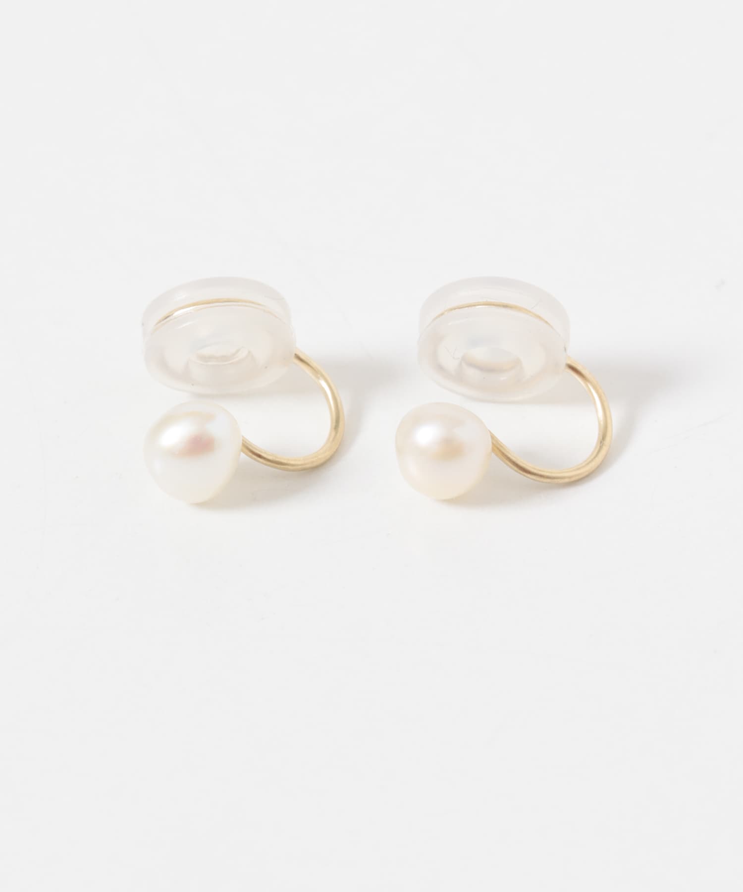 Toile　Random Pearl Earring Cuff
