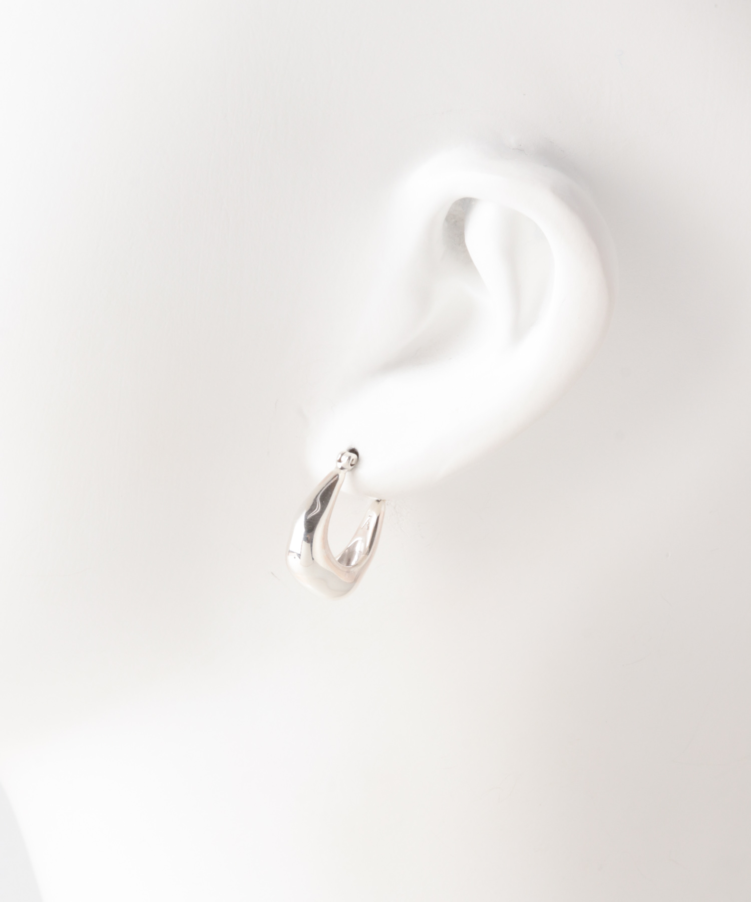 Aperdiem　Flow Square Hoop Pierce(SV) Silver FREE